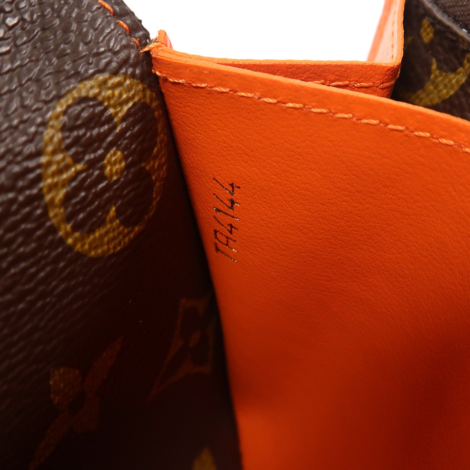 LOUIS VUITTON Monogram Long Wallet金扣長錢包