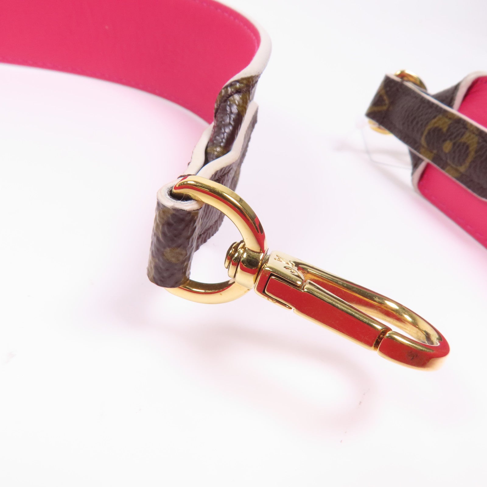 LOUIS VUITTON Monogram Shoulder Strap金扣