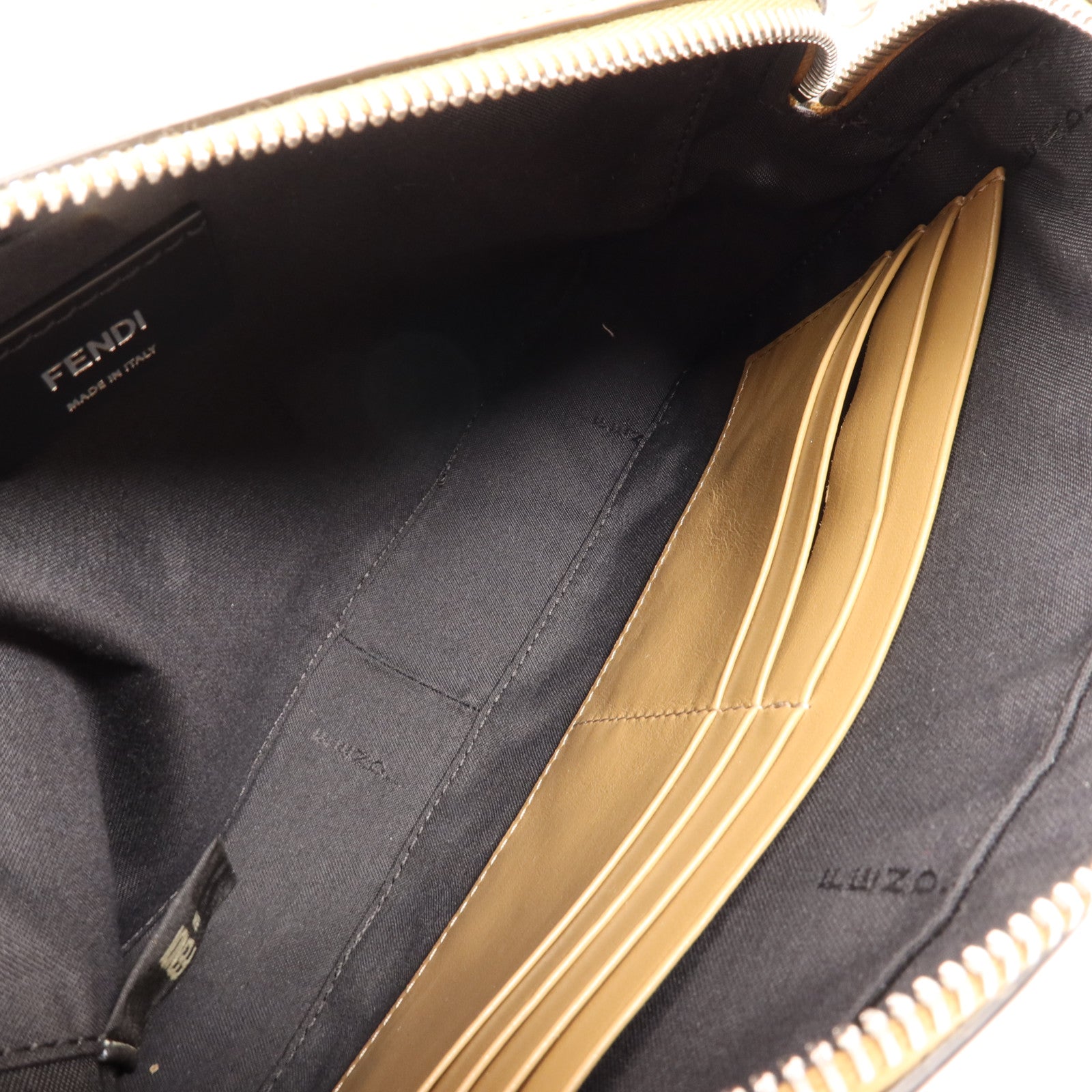 FENDI 塗層帆布/牛皮皮革Shoulder Bag銀扣肩背袋