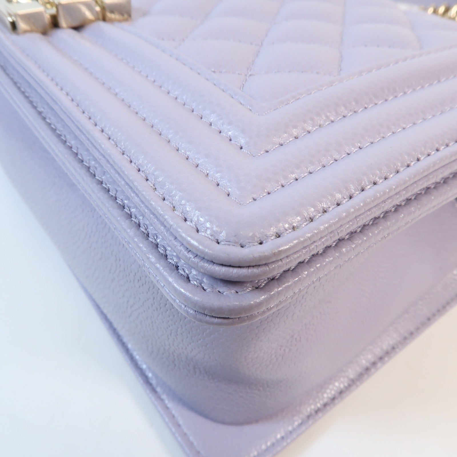 CHANEL 牛皮皮革Boy 25金扣鏈帶肩背袋