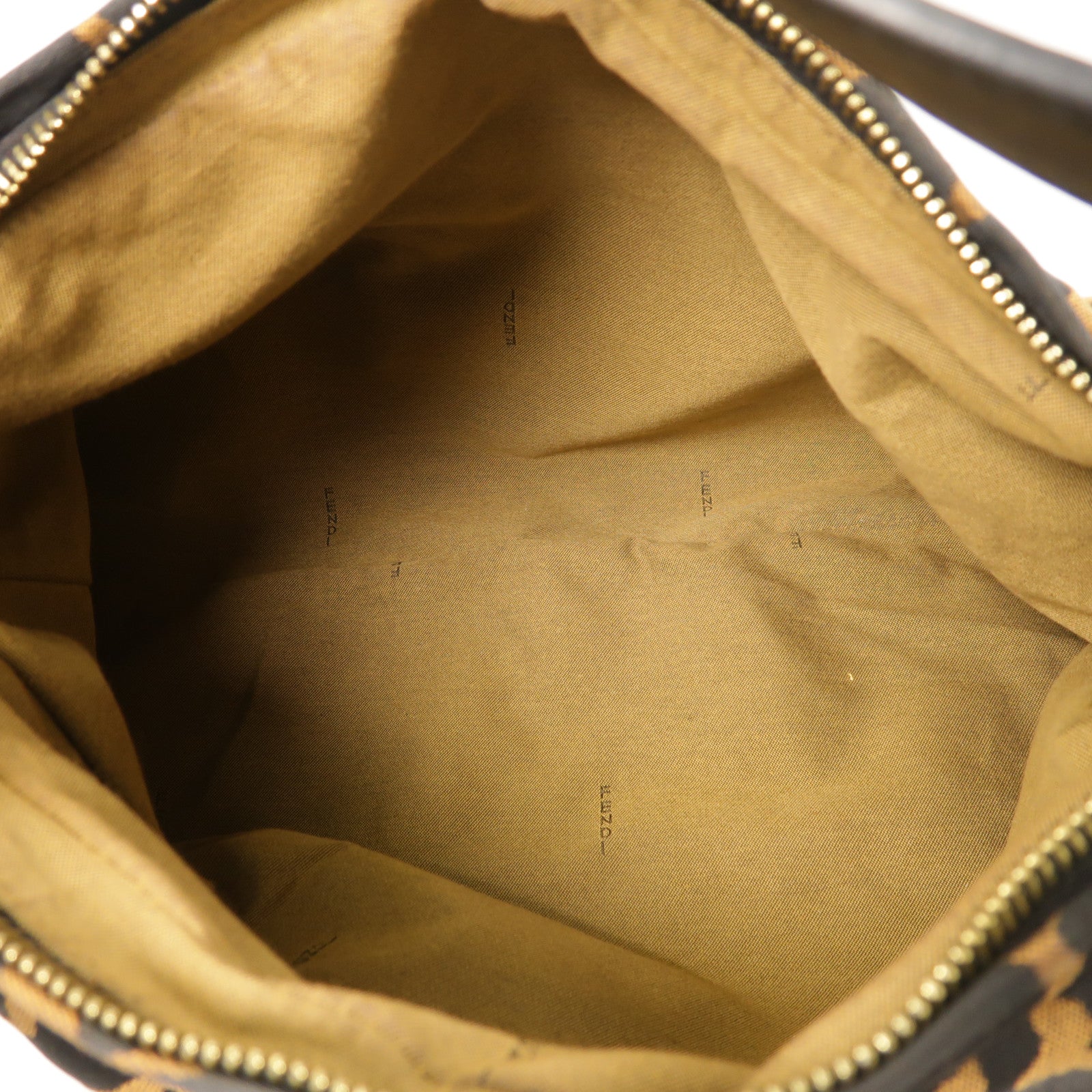 FENDI 帆布Shoulder Bag金扣肩背袋