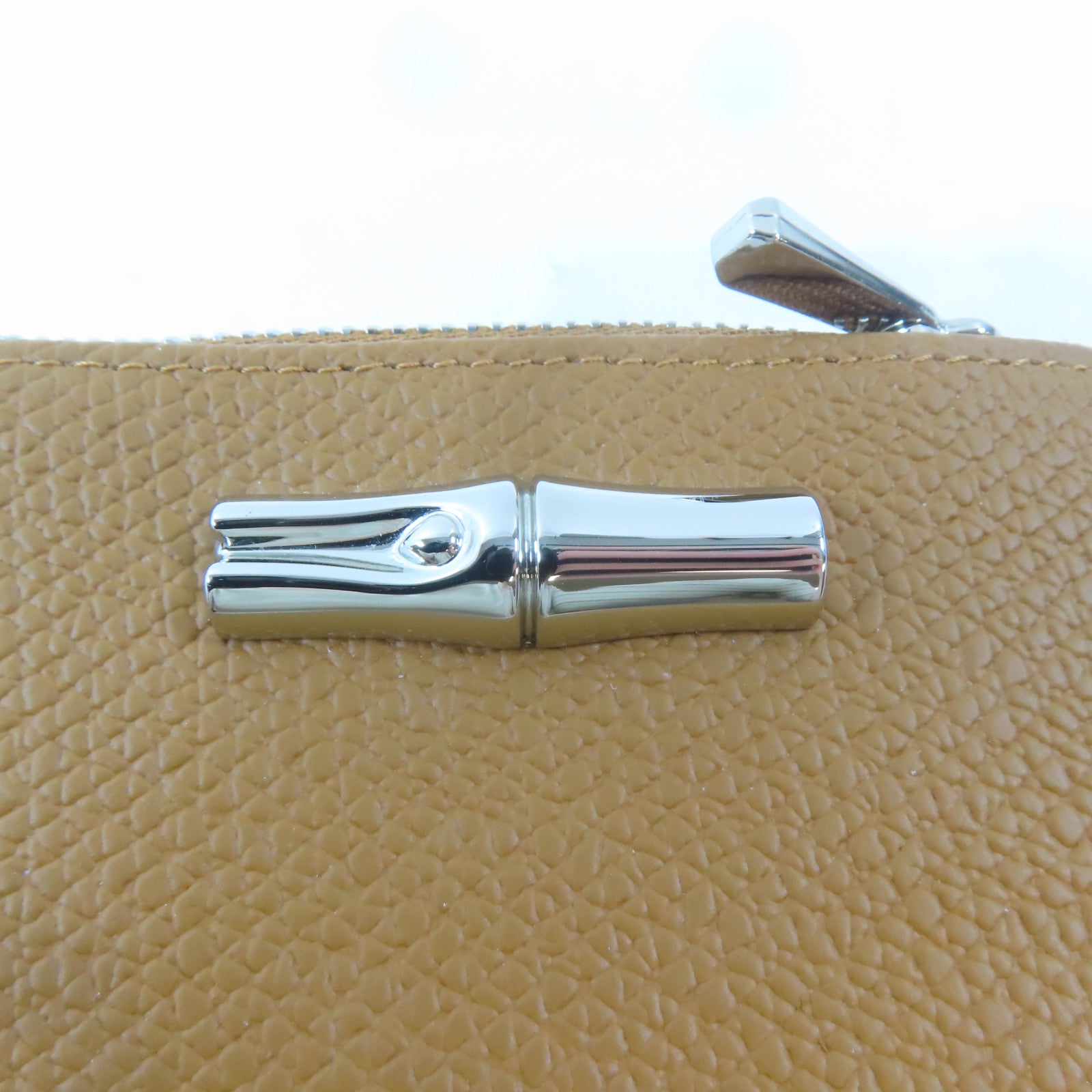 Longchamp 皮革Bifold Wallet銀扣錢包啡色