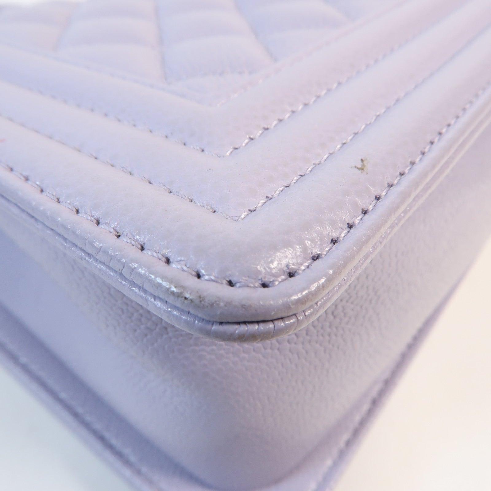 CHANEL 牛皮皮革Boy 25金扣鏈帶肩背袋