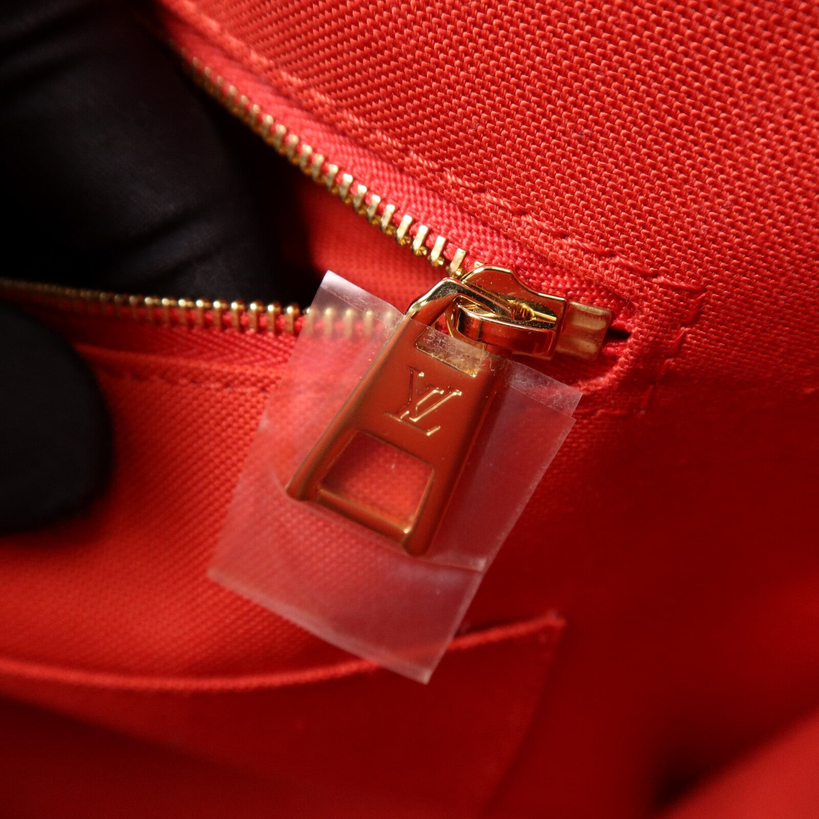 LOUIS VUITTON 【激減優惠】Monogram Giant OnTheGo GM金扣手挽肩背兩用袋