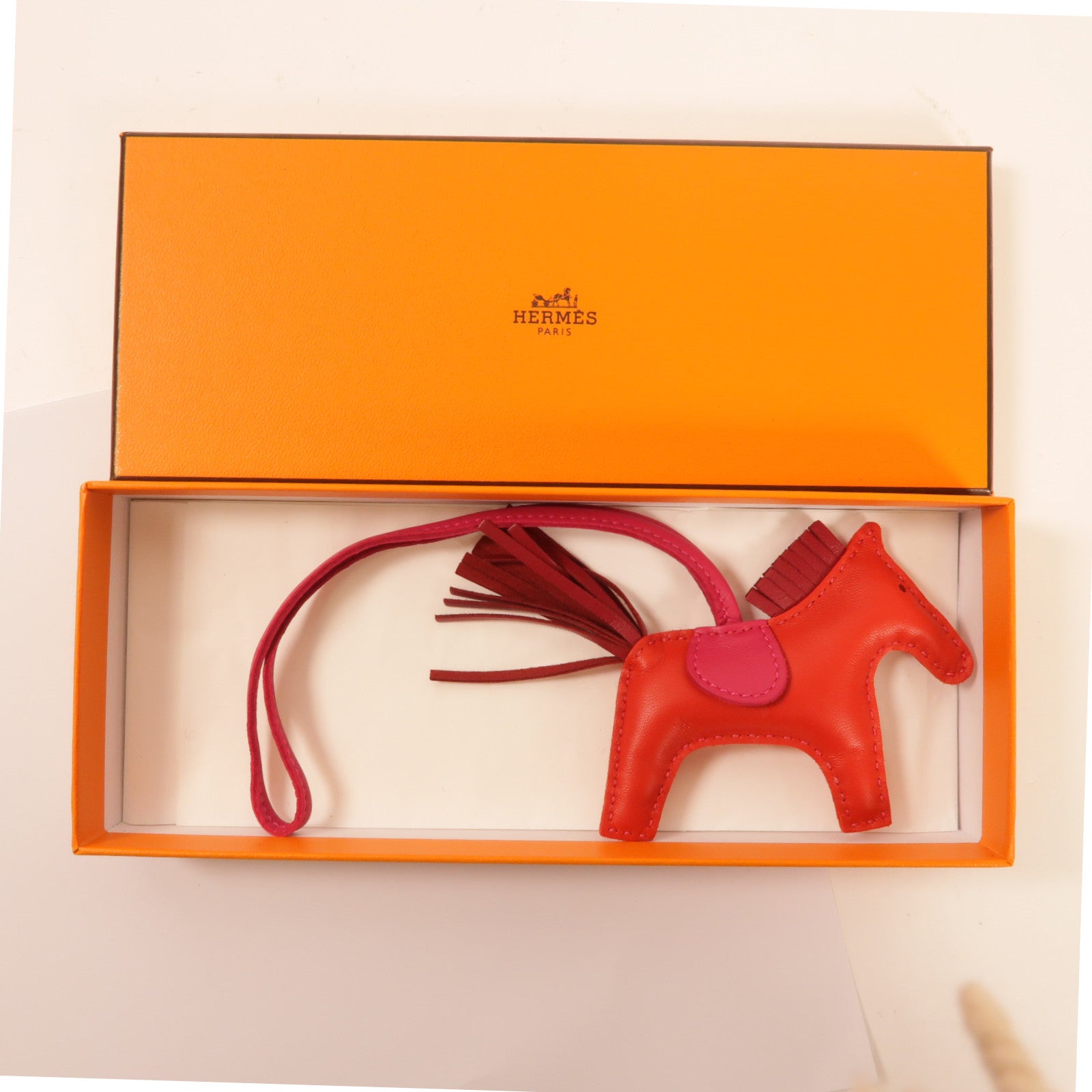 HERMES Swift皮革Redeo PM Charm掛飾Rubis