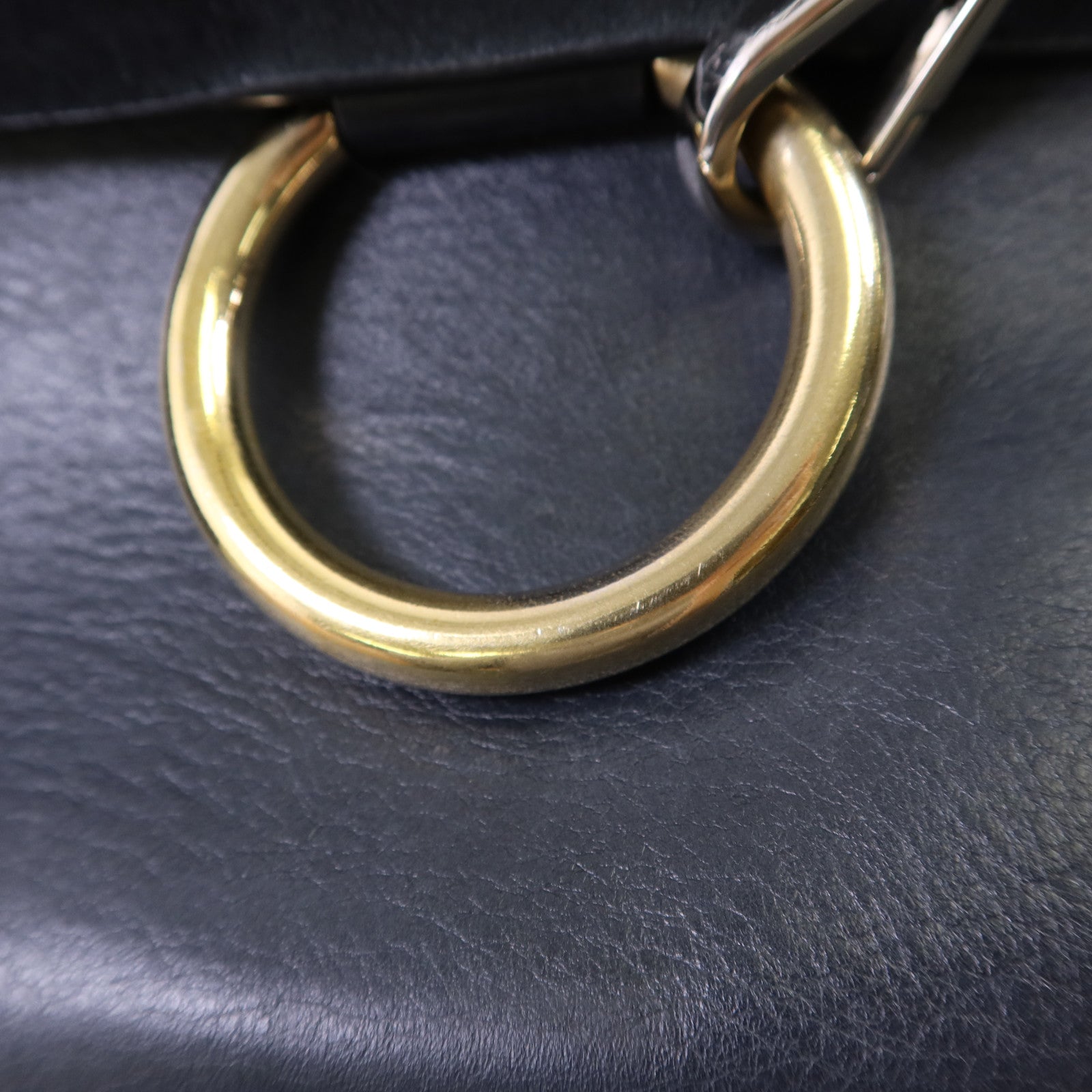 Chloe 牛皮皮革/麂皮皮革Faye金扣肩背袋