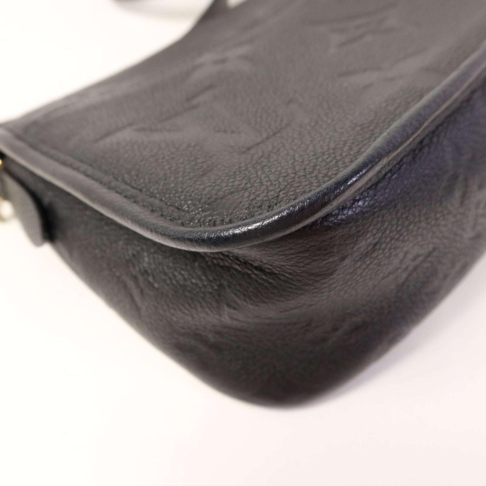 LOUIS VUITTON Monogram Empreinte Diane金扣肩背袋