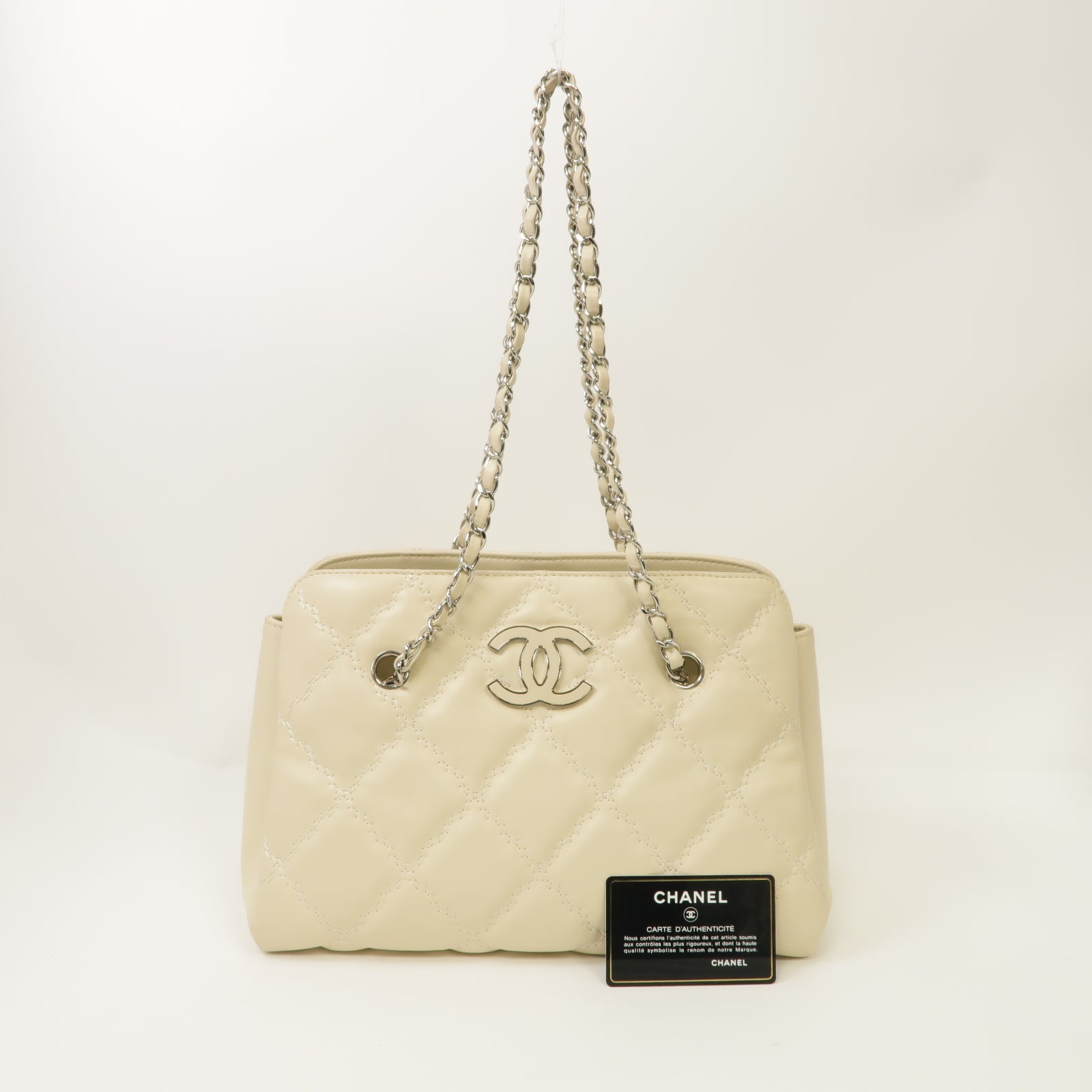 CHANEL 菱格牛皮皮革Chain Shoulder Bag銀扣鏈帶肩背袋白色