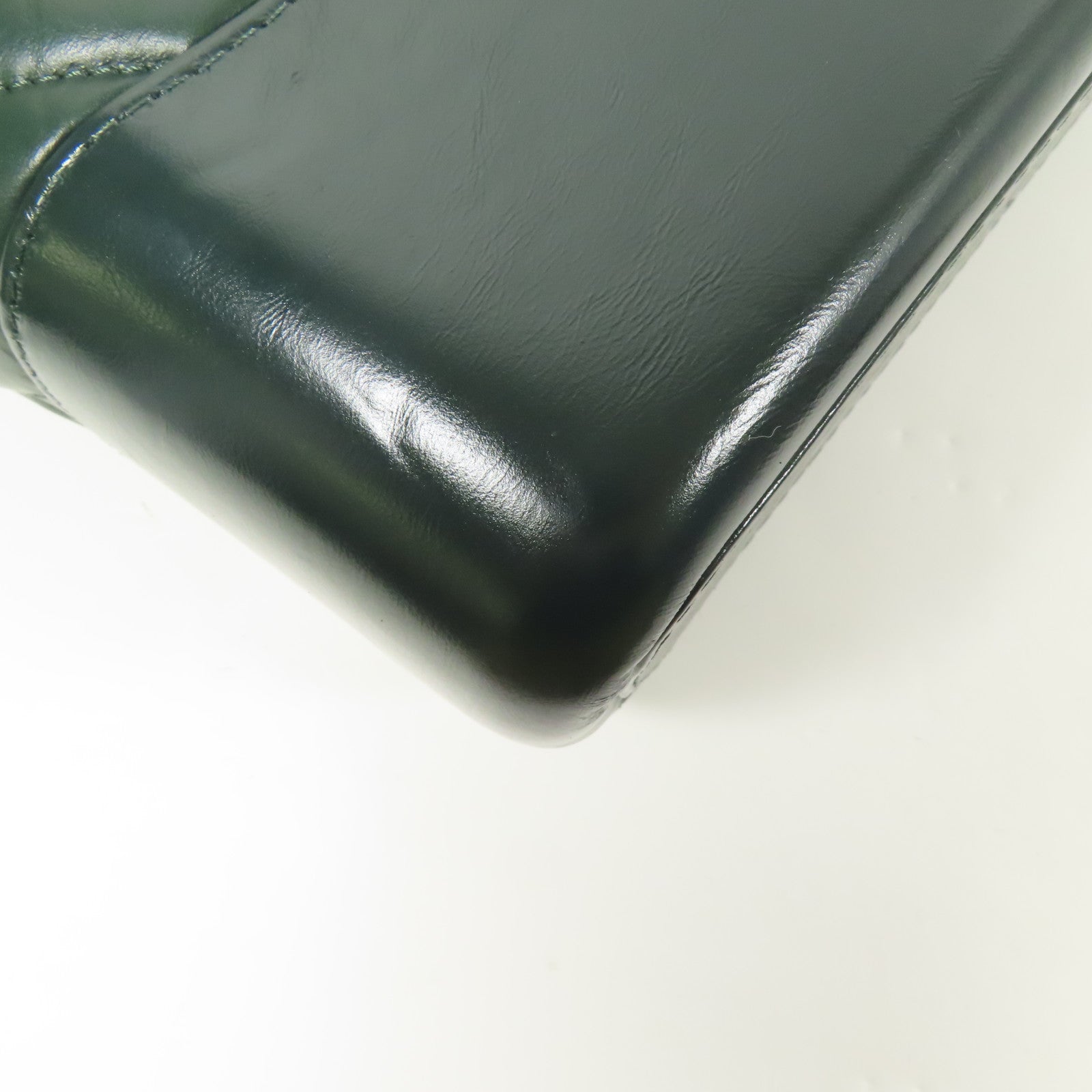 CHANEL 牛皮皮革Gabrielle Medium鏈帶肩背袋