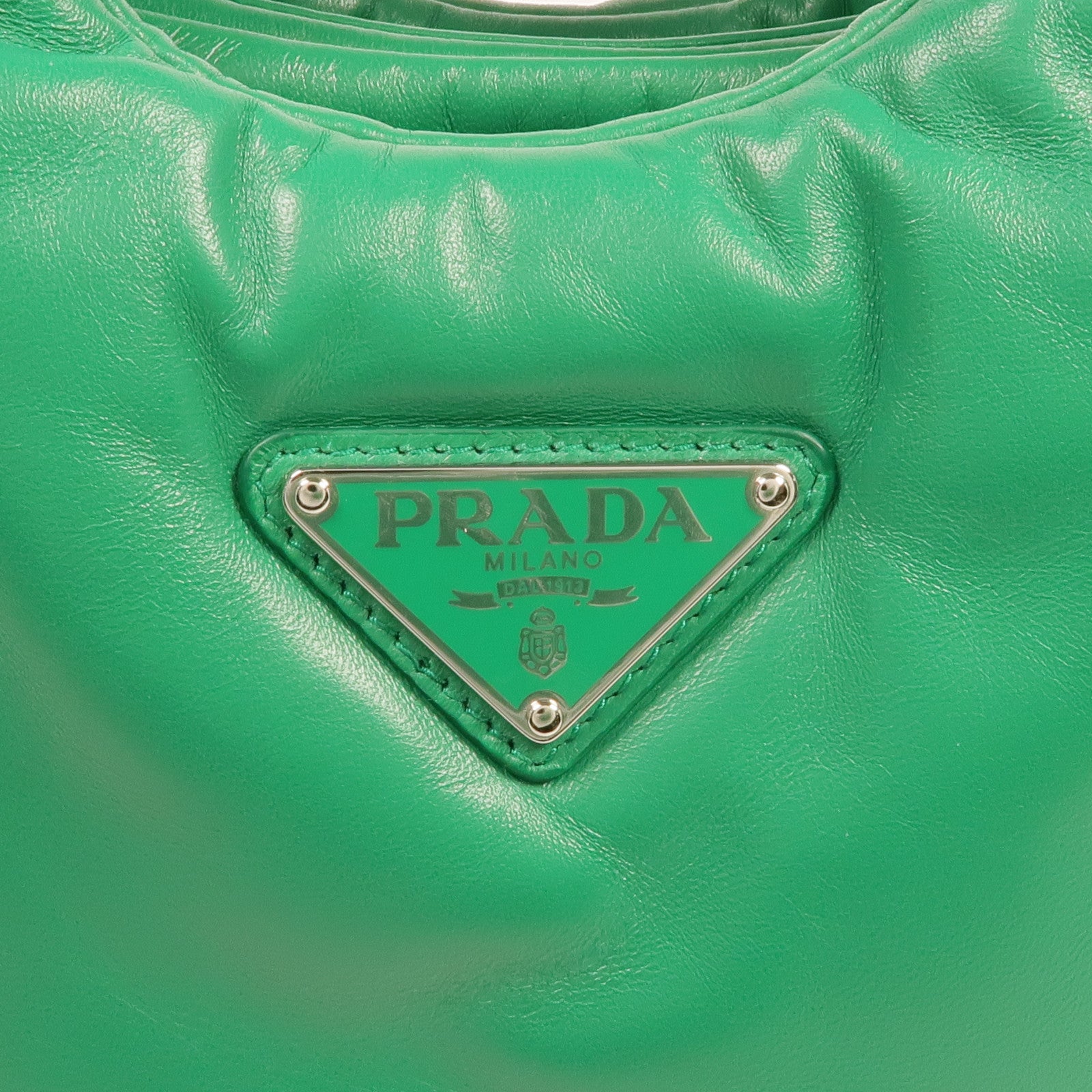 PRADA 【激減優惠】Nappa皮革Small Soft Padded Bag銀扣手挽肩背兩用袋
