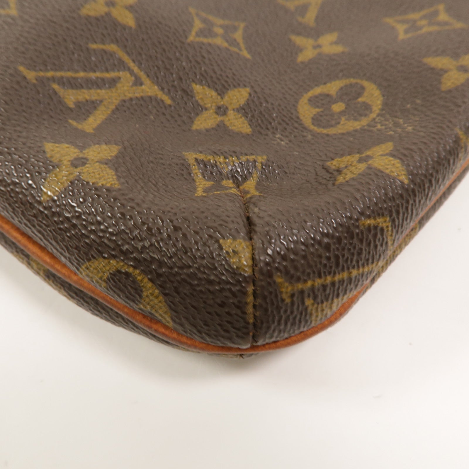 LOUIS VUITTON Monogram Musette Salsa Short肩背袋
