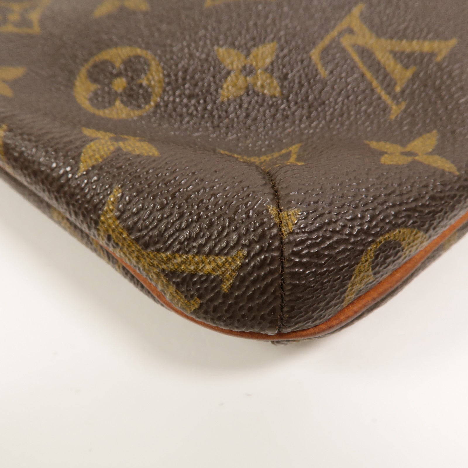 LOUIS VUITTON Monogram Musette Salsa Short肩背袋