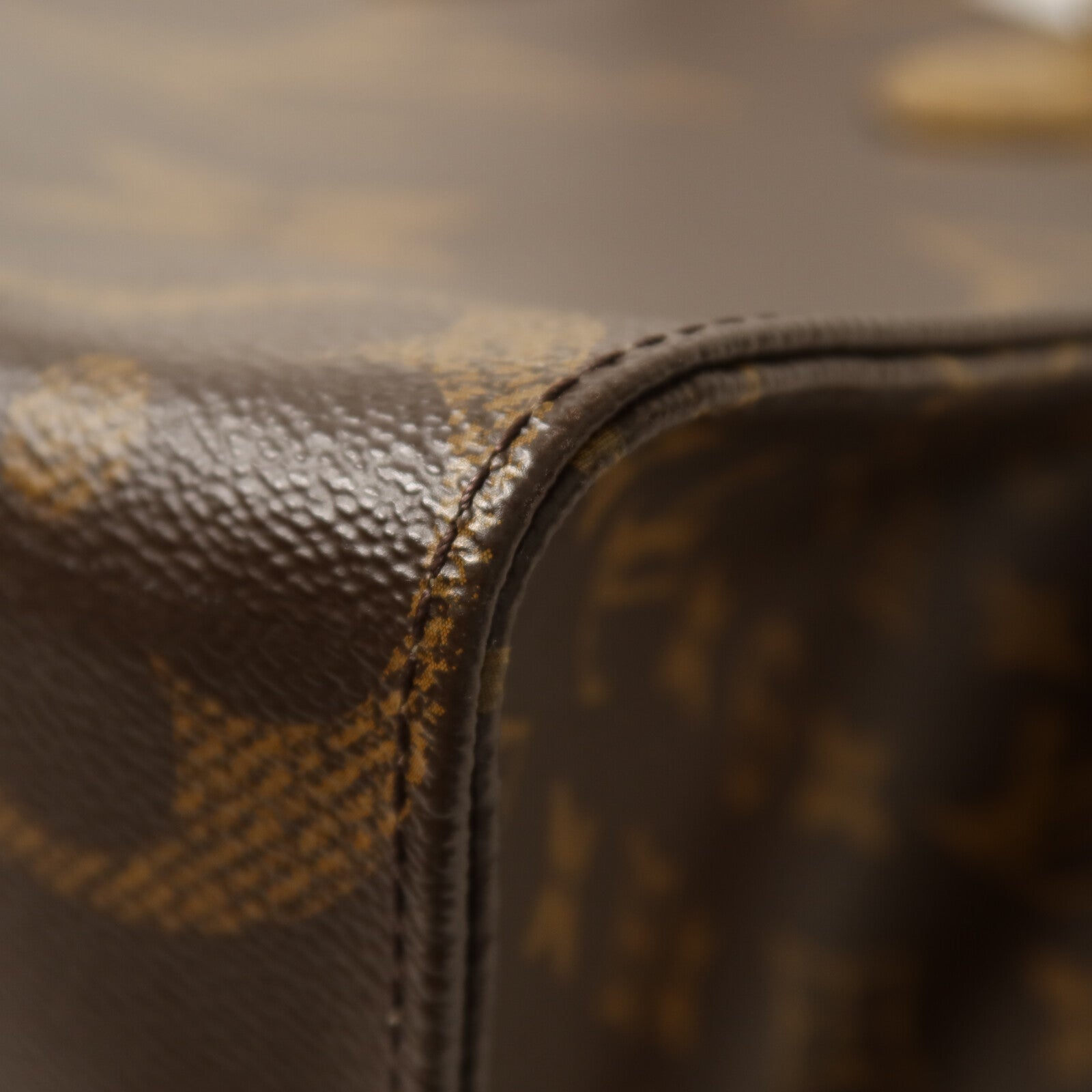 LOUIS VUITTON Monogram Giant/Monogram Reverse On The Go MM金扣手挽肩背兩用袋
