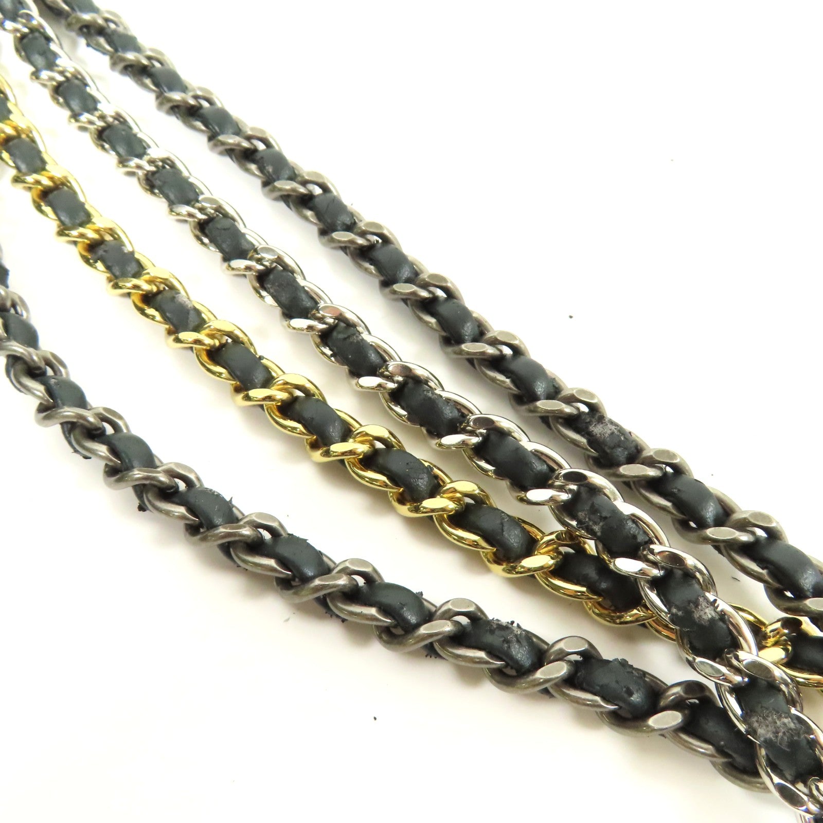 CHANEL 牛皮皮革Gabrielle Medium鏈帶肩背袋