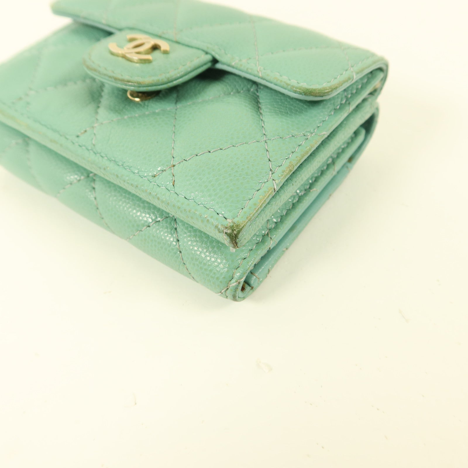 CHANEL 牛皮皮革Trifold Wallet錢包