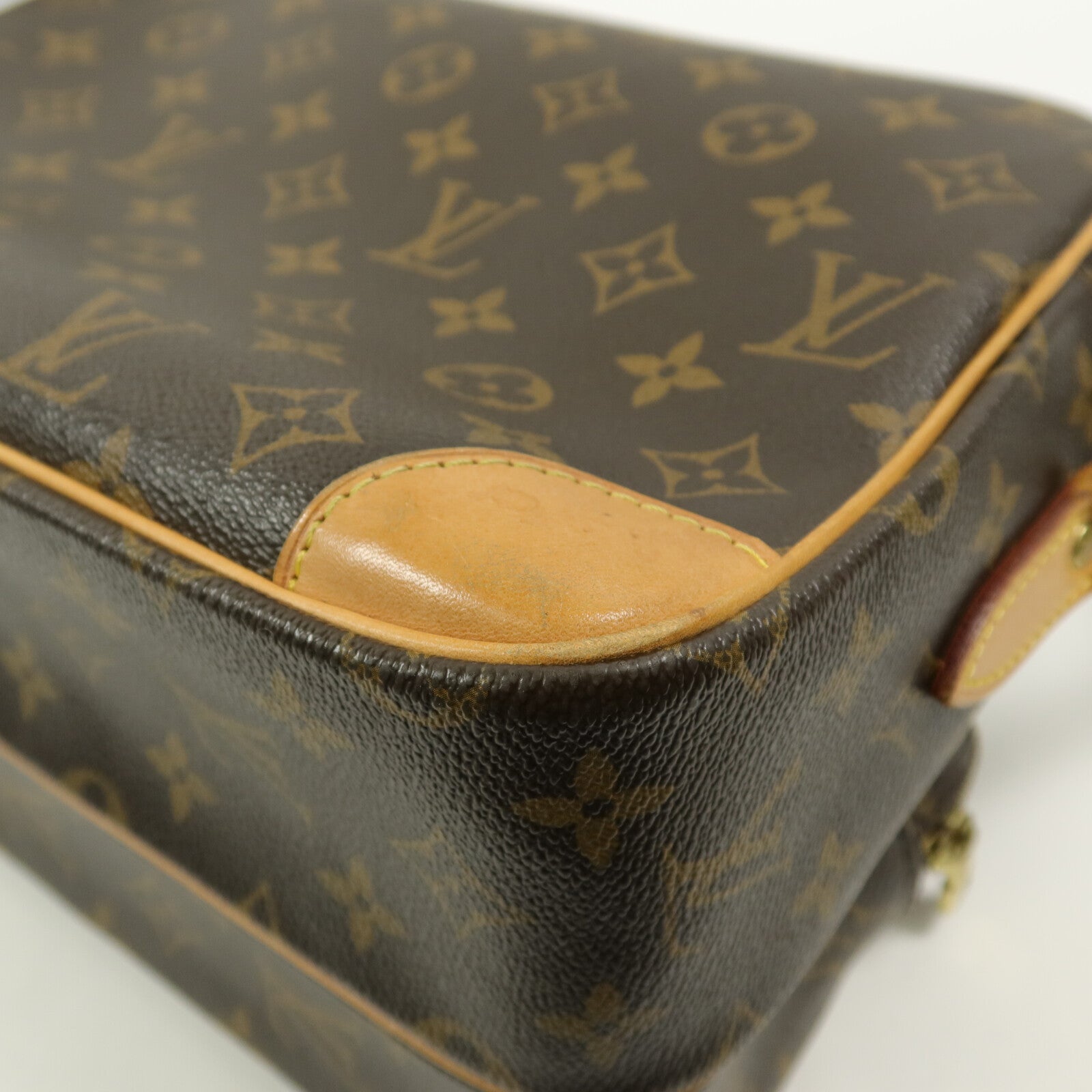 LOUIS VUITTON Monogram Nile肩背袋