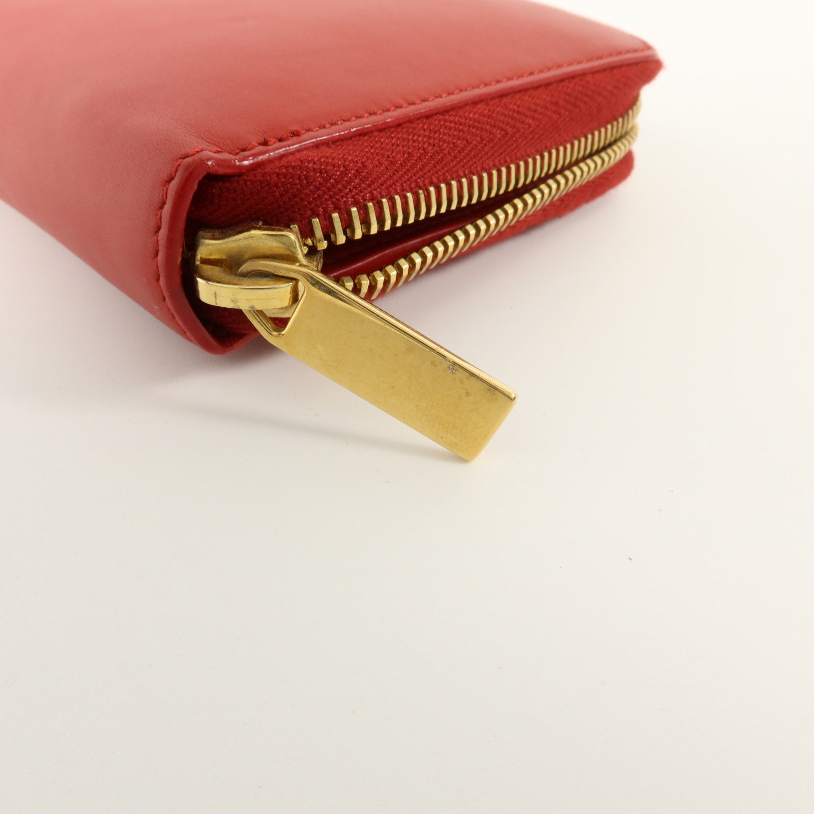 SAINT LAURENT 牛皮皮革Long Round Wallet長錢包