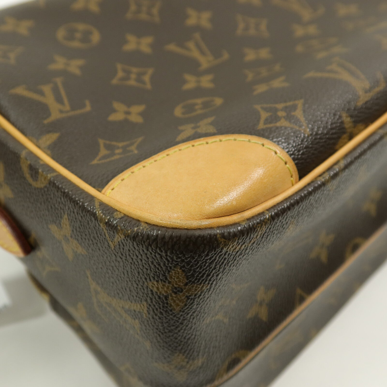 LOUIS VUITTON Monogram Nile肩背袋