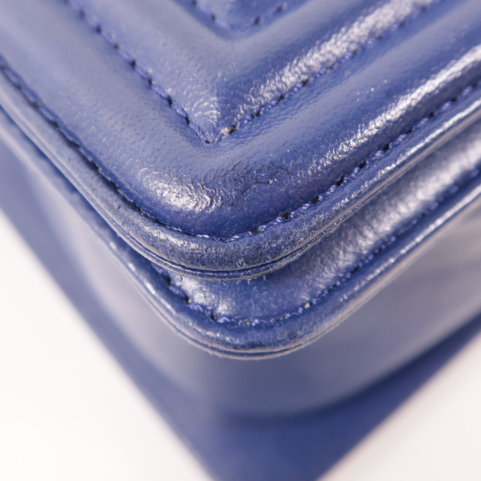 CHANEL (PRICE DOWN) CC Boy 25cm Shoulder Bag #23232297 Lambskin Leather Navy