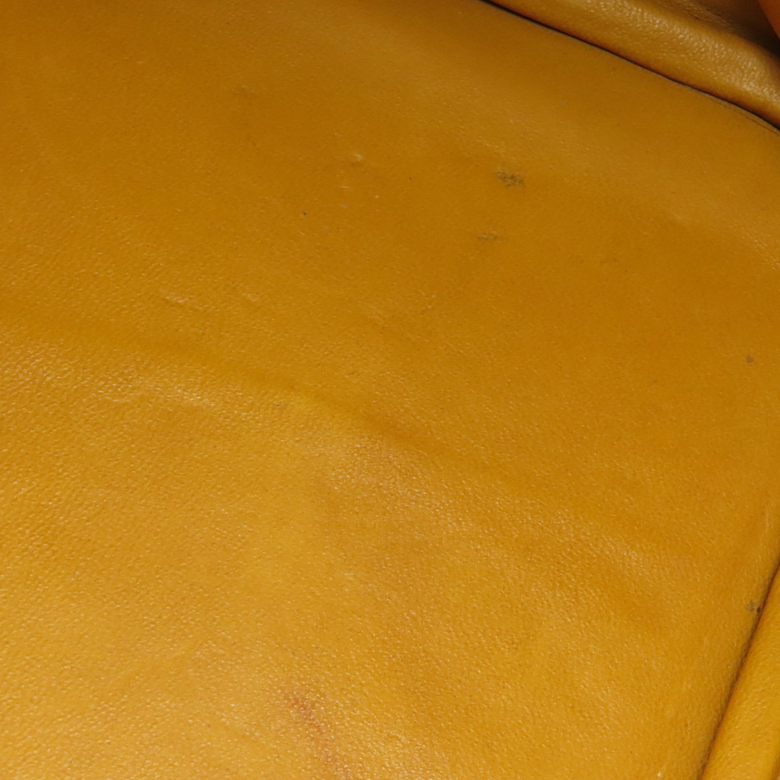 HERMES Ardennes皮革Bolide 31金扣手挽肩背兩用袋芥末色