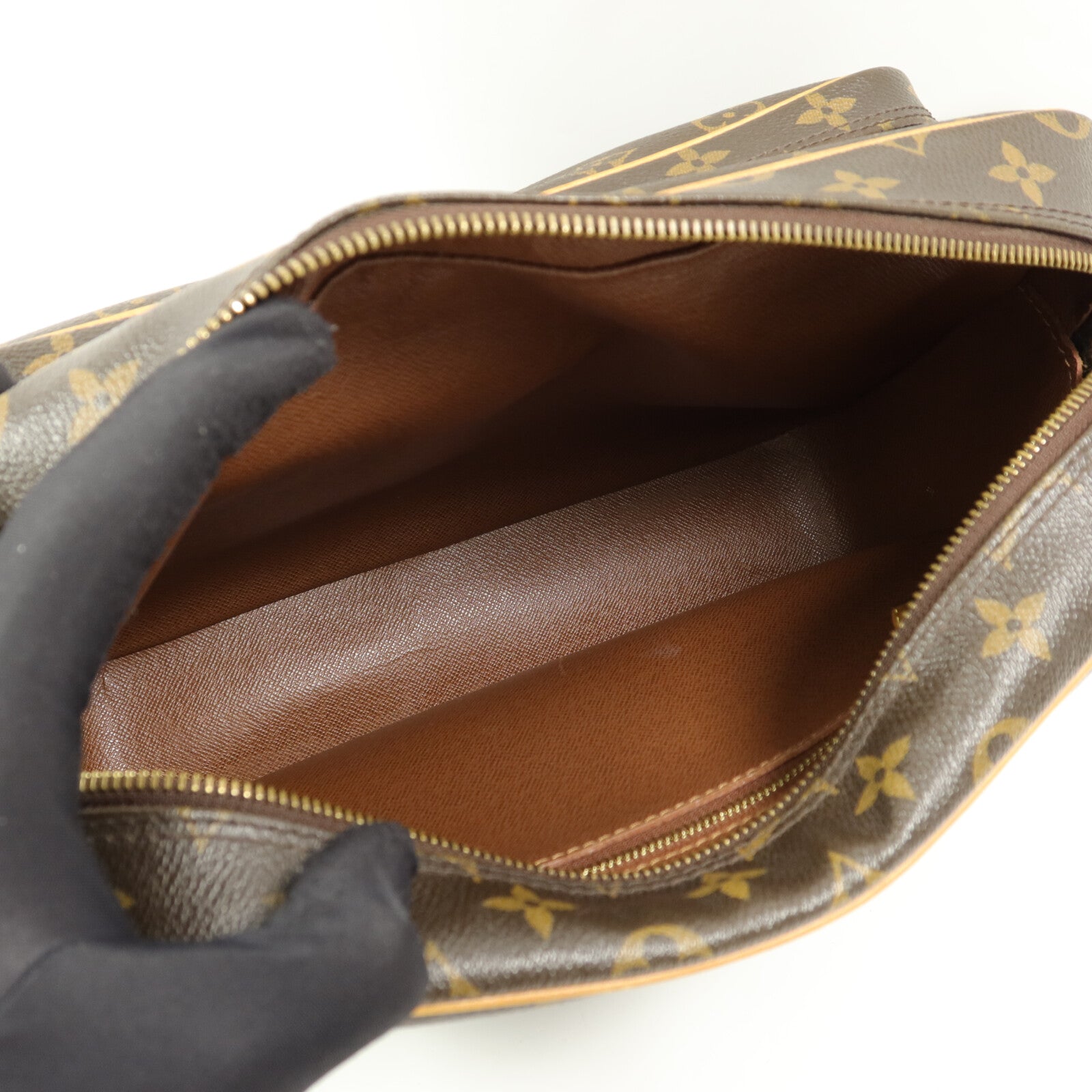 LOUIS VUITTON Monogram Nile肩背袋