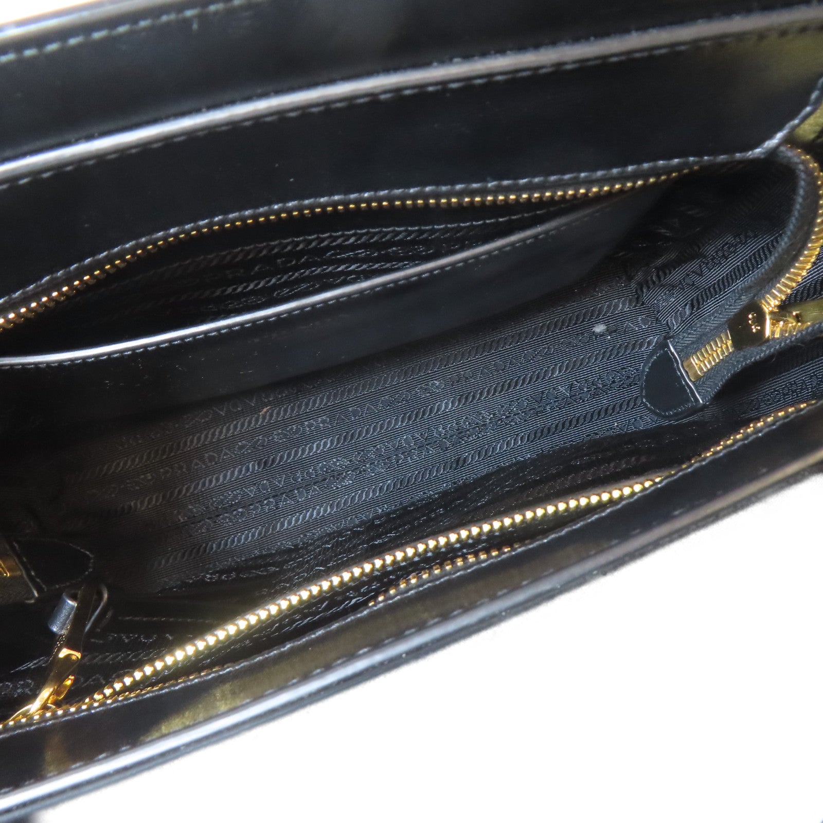 PRADA Saffiano皮革2 Way Shoulder金扣手挽肩背兩用袋黑色