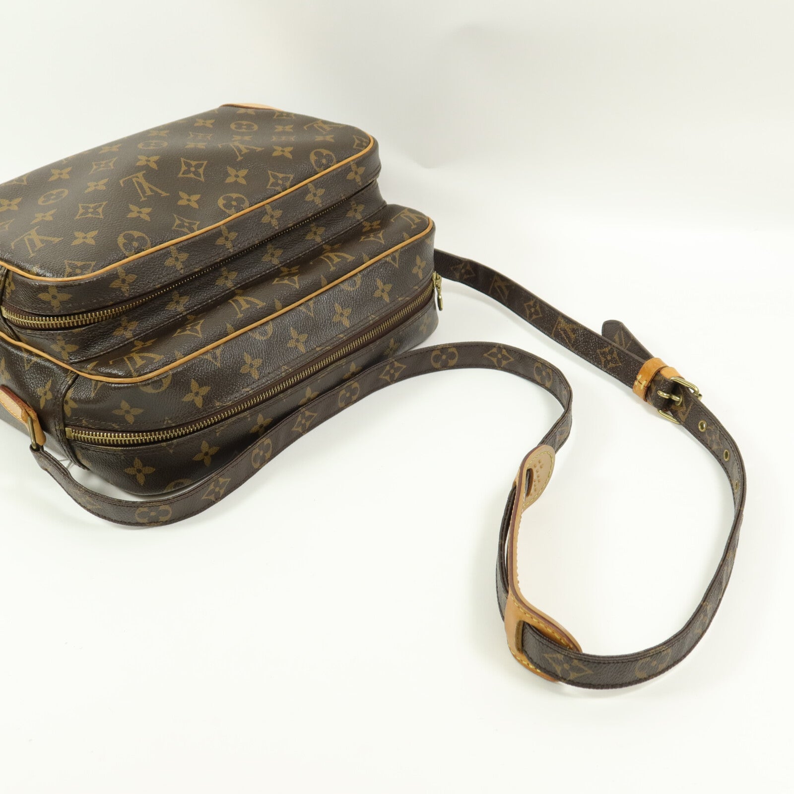 LOUIS VUITTON Monogram Nile肩背袋