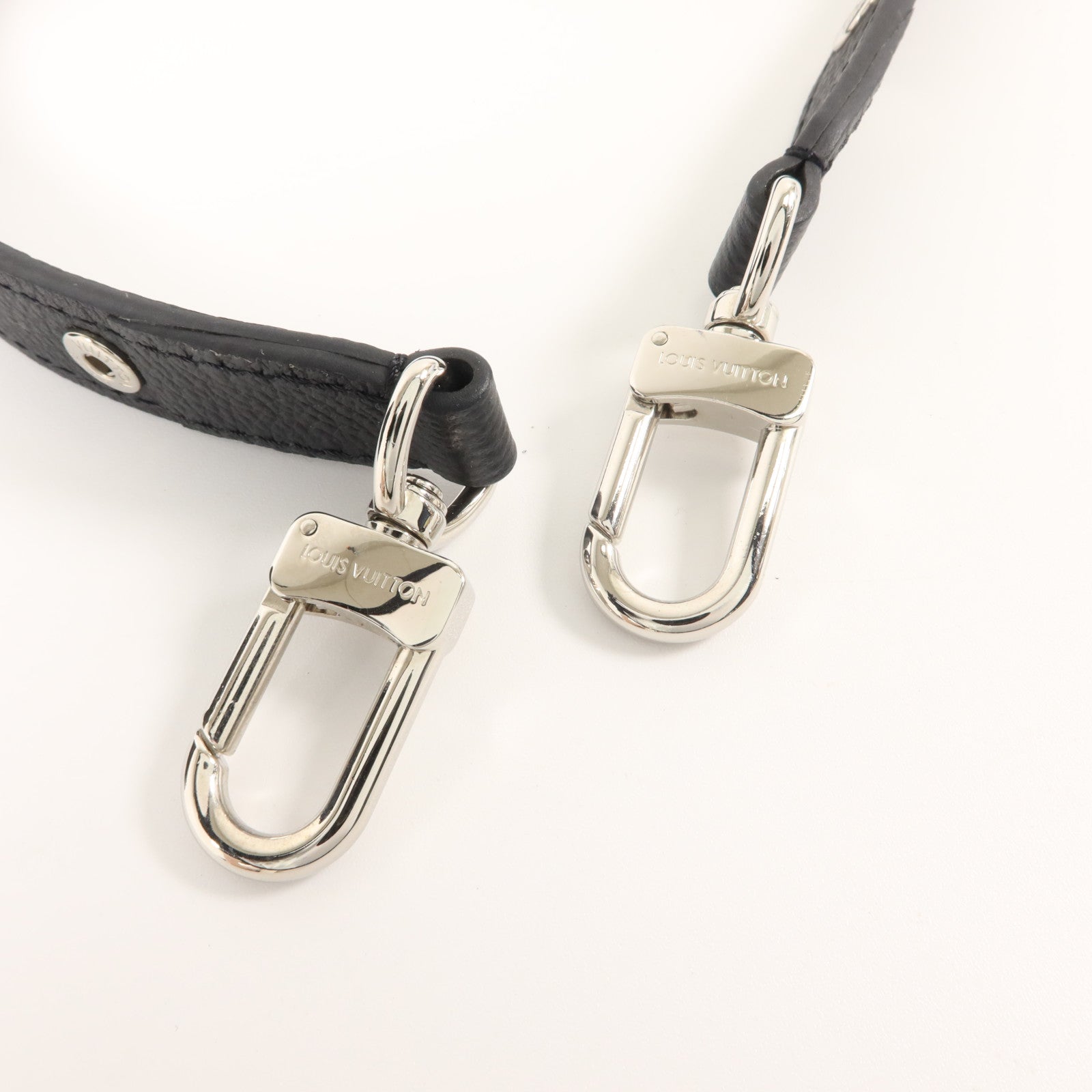 LOUIS VUITTON Epi Buci銀扣肩背袋