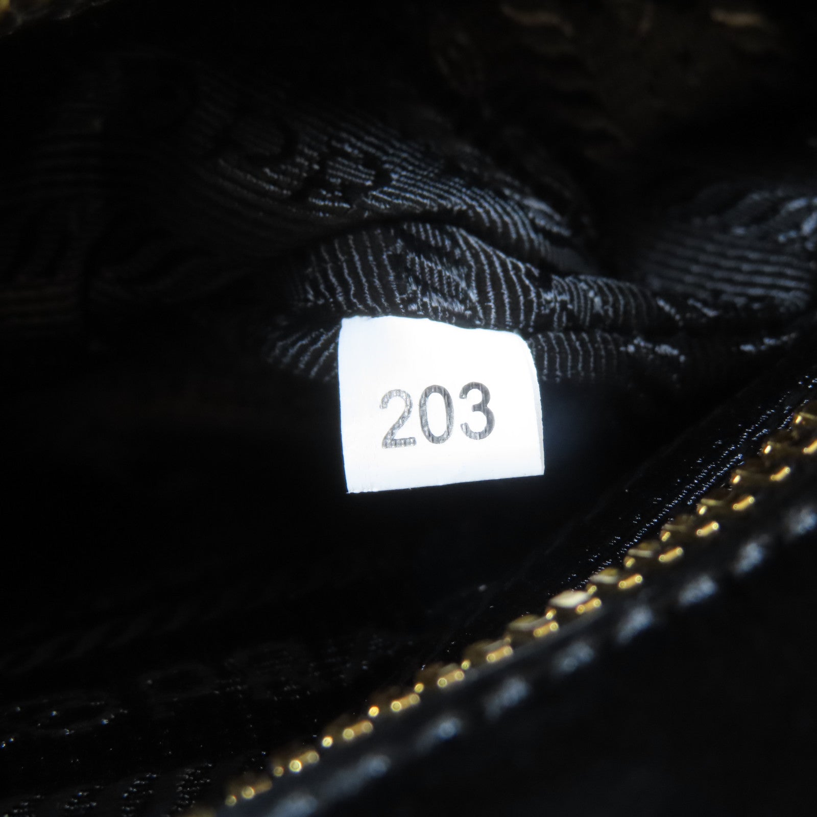 PRADA Saffiano皮革2 Way Shoulder金扣手挽肩背兩用袋黑色