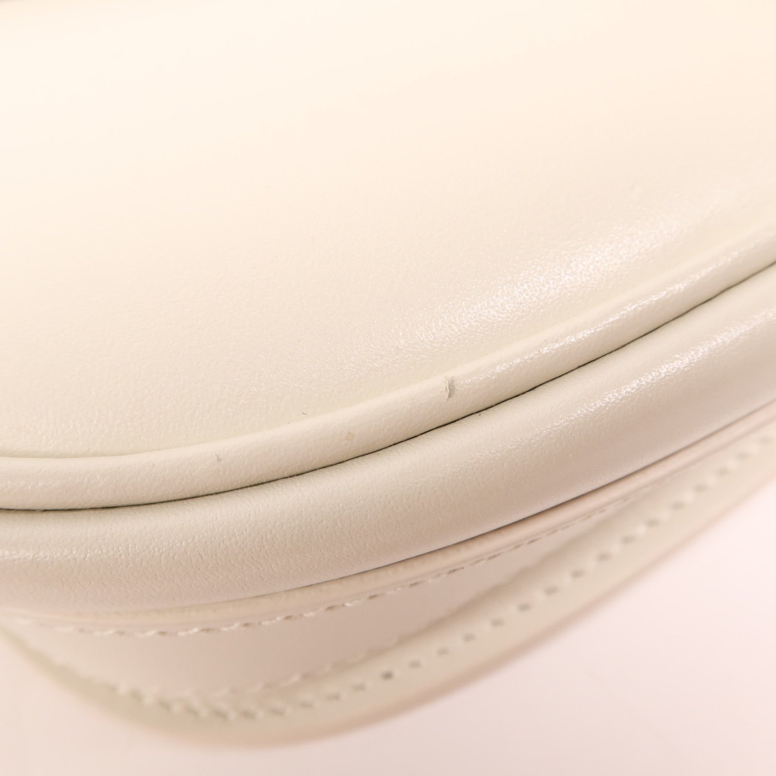 Dior 牛皮皮革Bobby East West金扣肩背袋