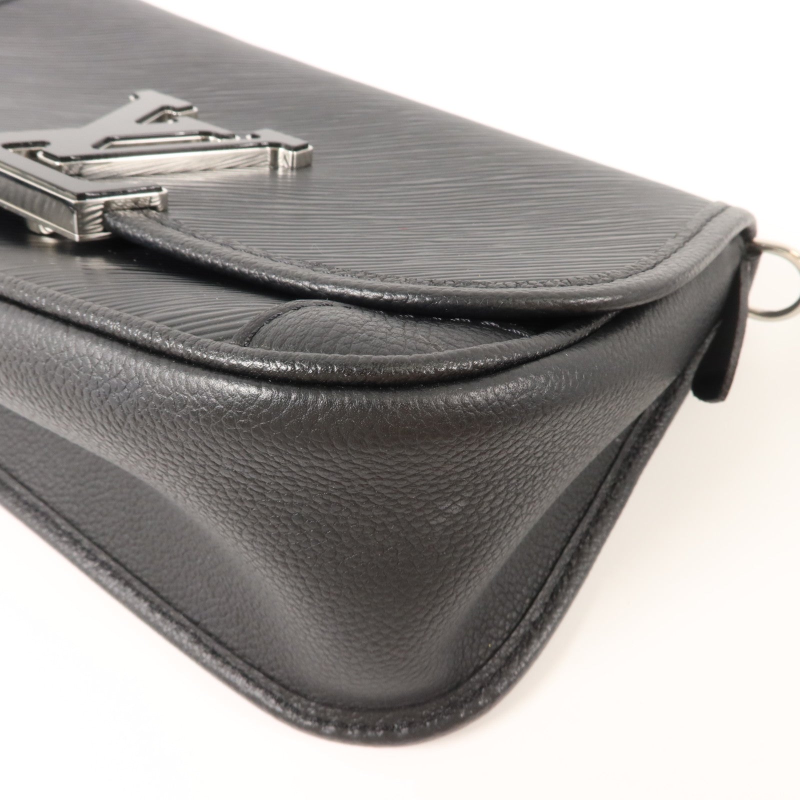 LOUIS VUITTON Epi Buci銀扣肩背袋