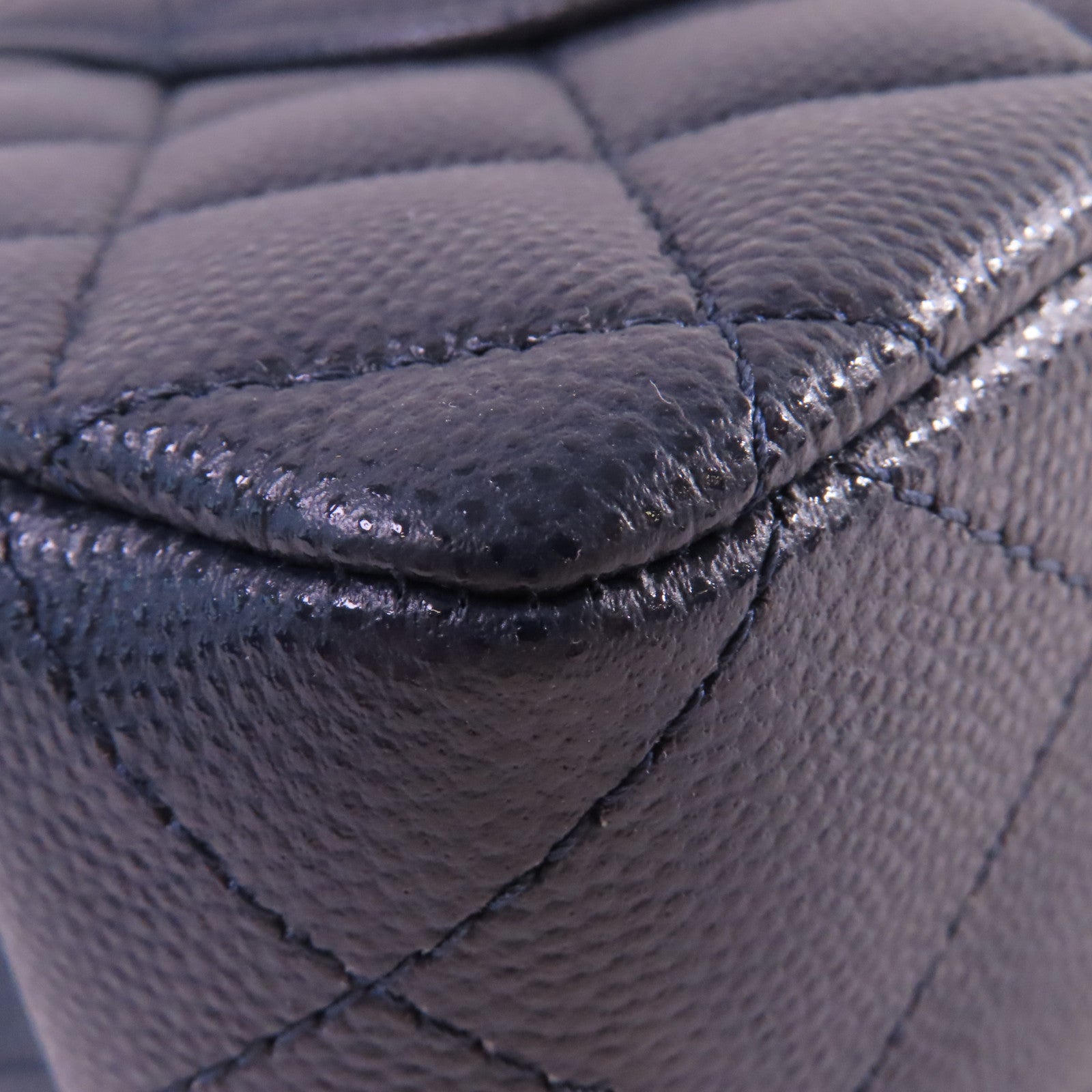CHANEL 菱格Caviar皮革 Classic Flap 25 Chain Shoulder Bag金扣鏈帶肩背袋寶藍色