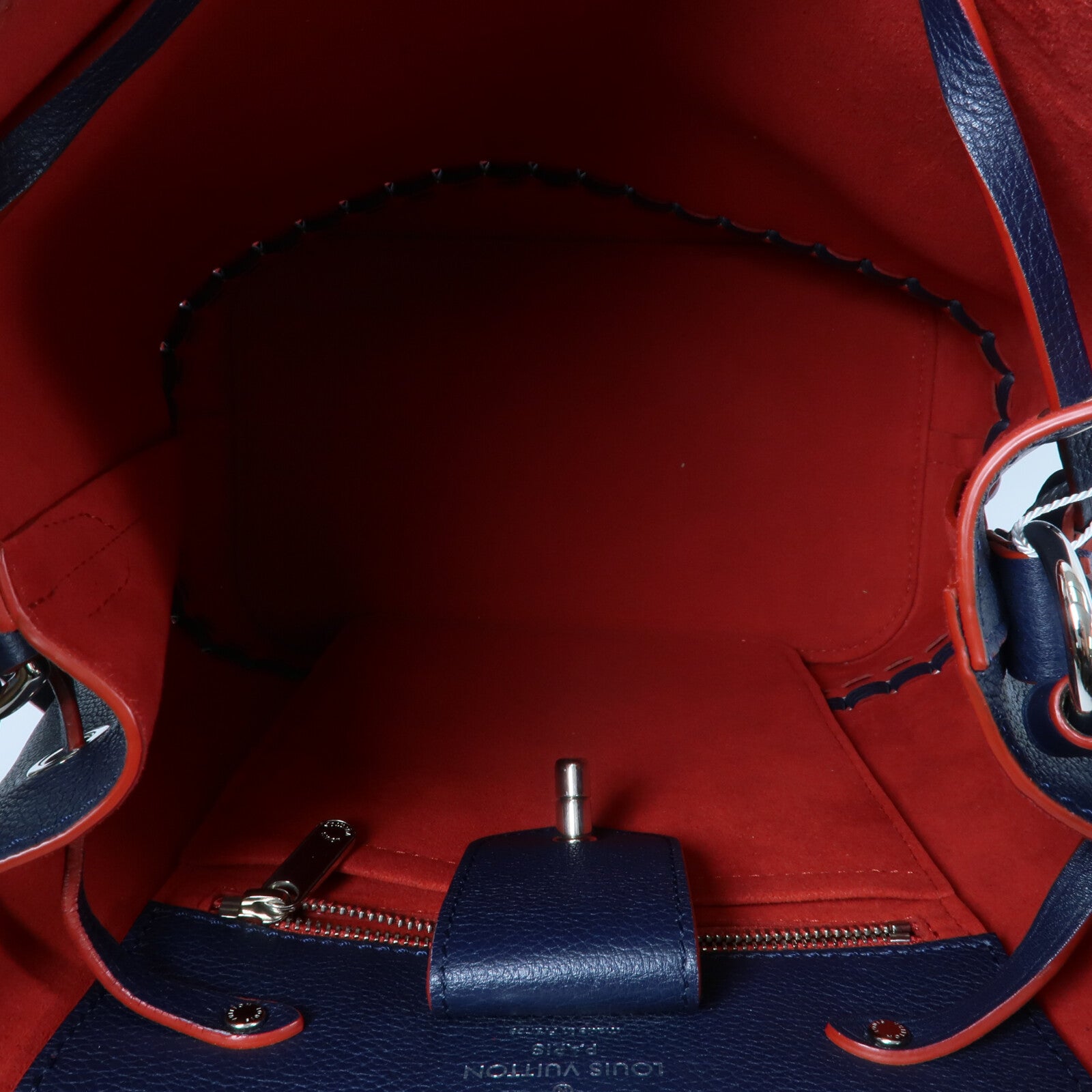 LOUIS VUITTON 牛皮皮革Lockme Bucket肩背袋