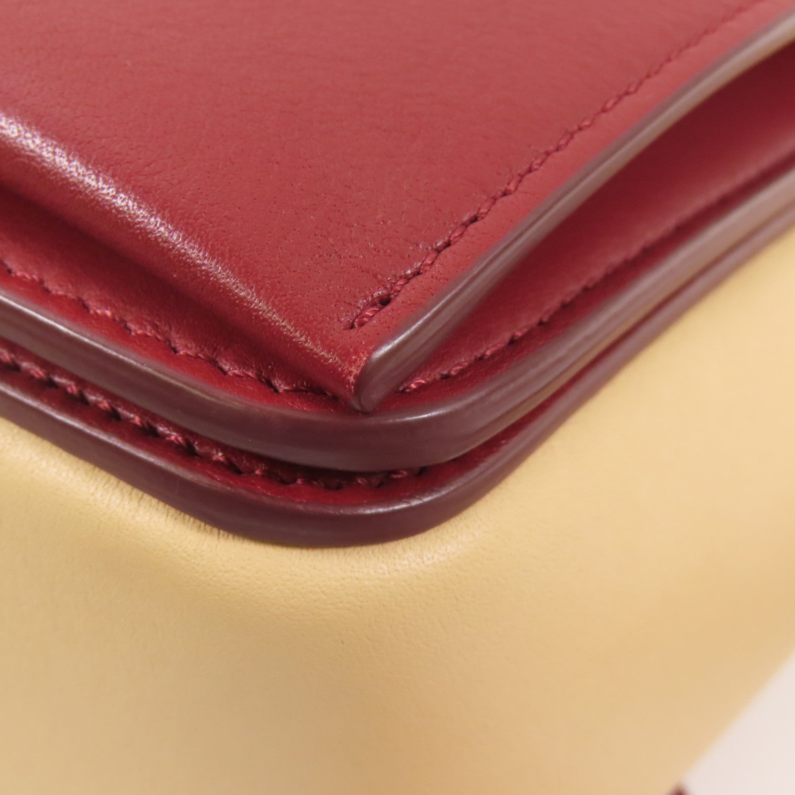 CELINE 羊皮皮革Shoulder Bag金扣肩背袋杏色/紅色