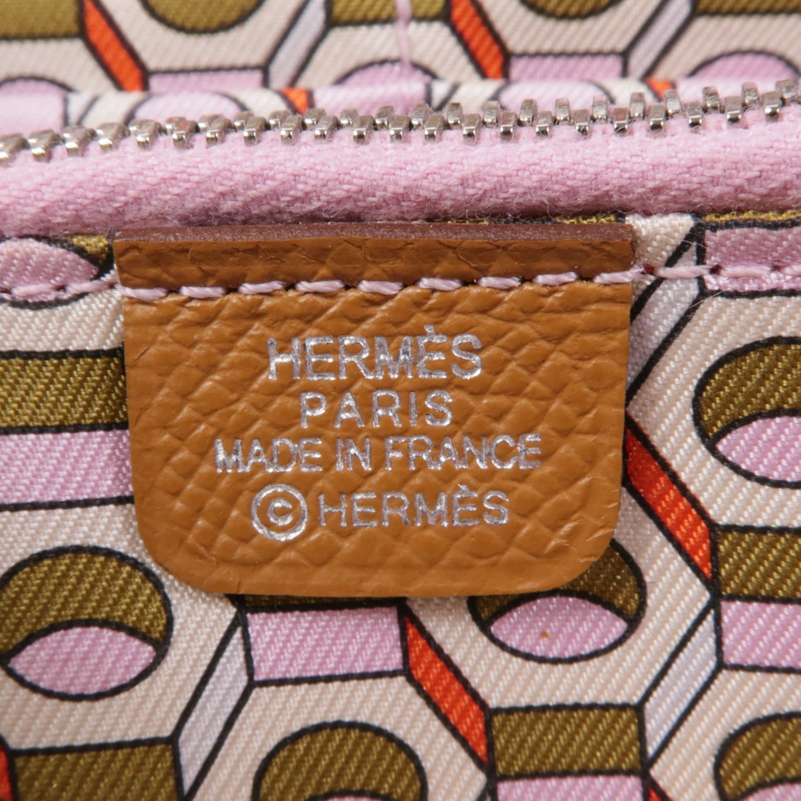 HERMES Epsom皮革Silk In Long Wallet銀扣長錢包37 Gold