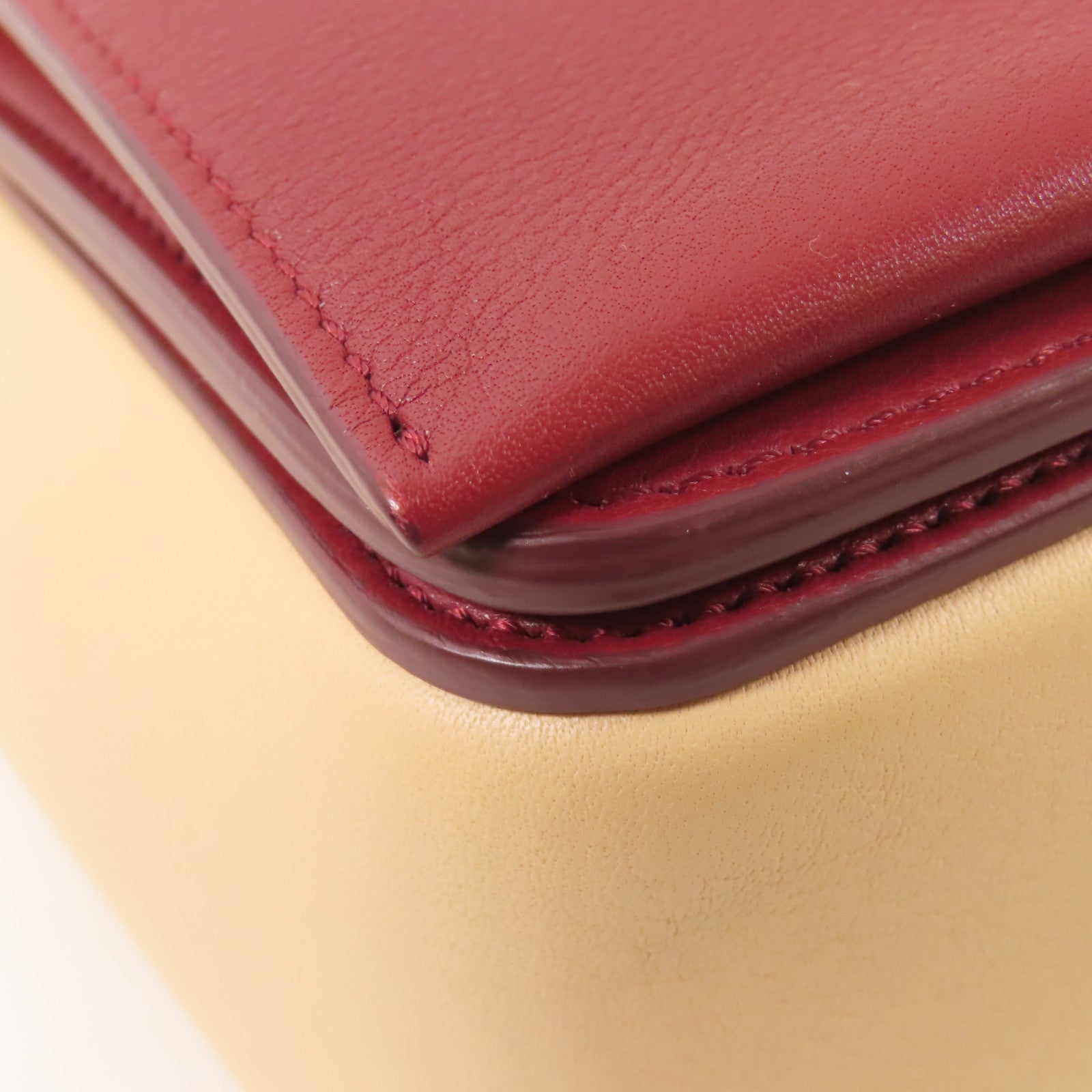 CELINE 羊皮皮革Shoulder Bag金扣肩背袋杏色/紅色