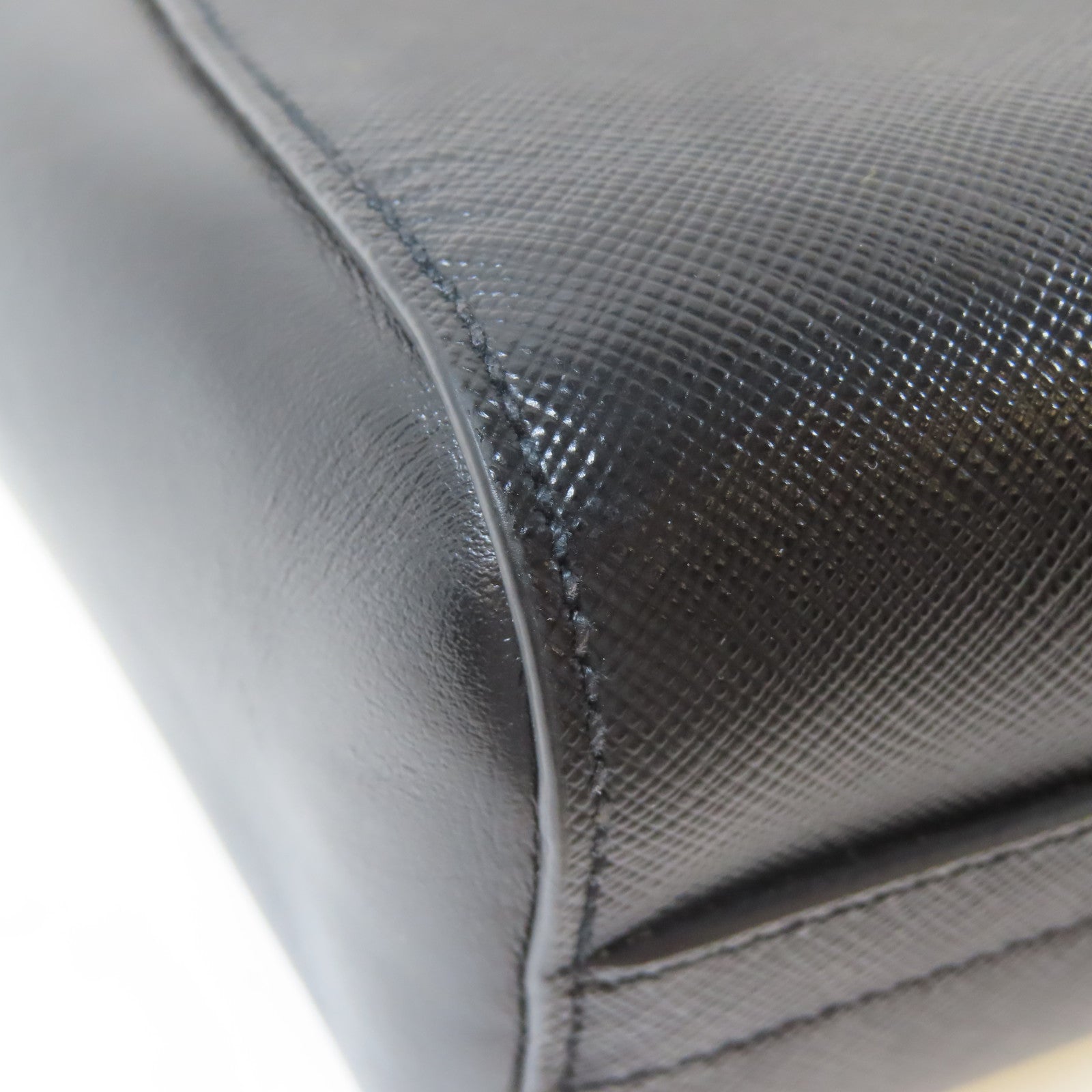 PRADA Saffiano皮革2 Way Shoulder金扣手挽肩背兩用袋黑色