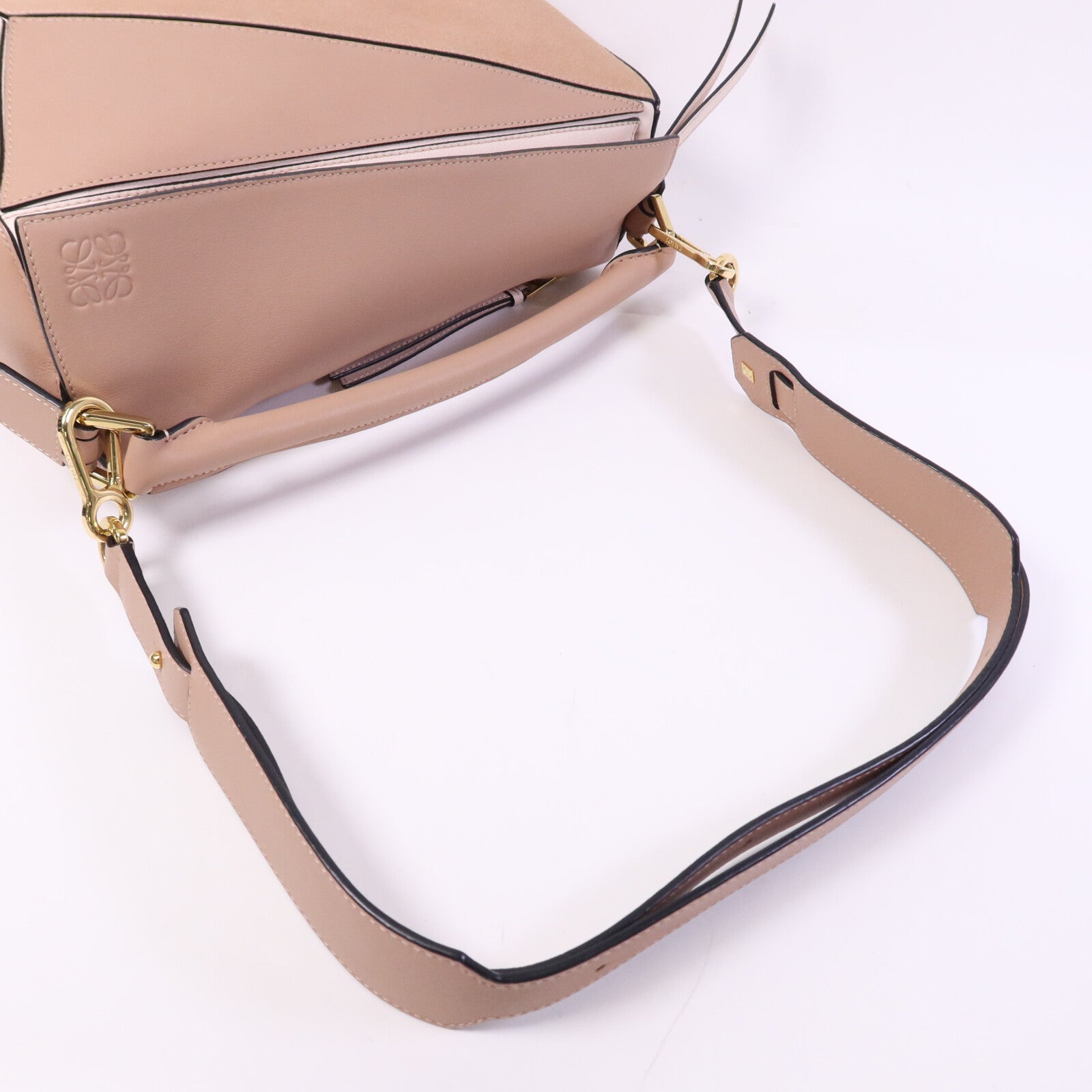 LOEWE 牛皮皮革Puzzle Medium金扣手挽肩背兩用袋