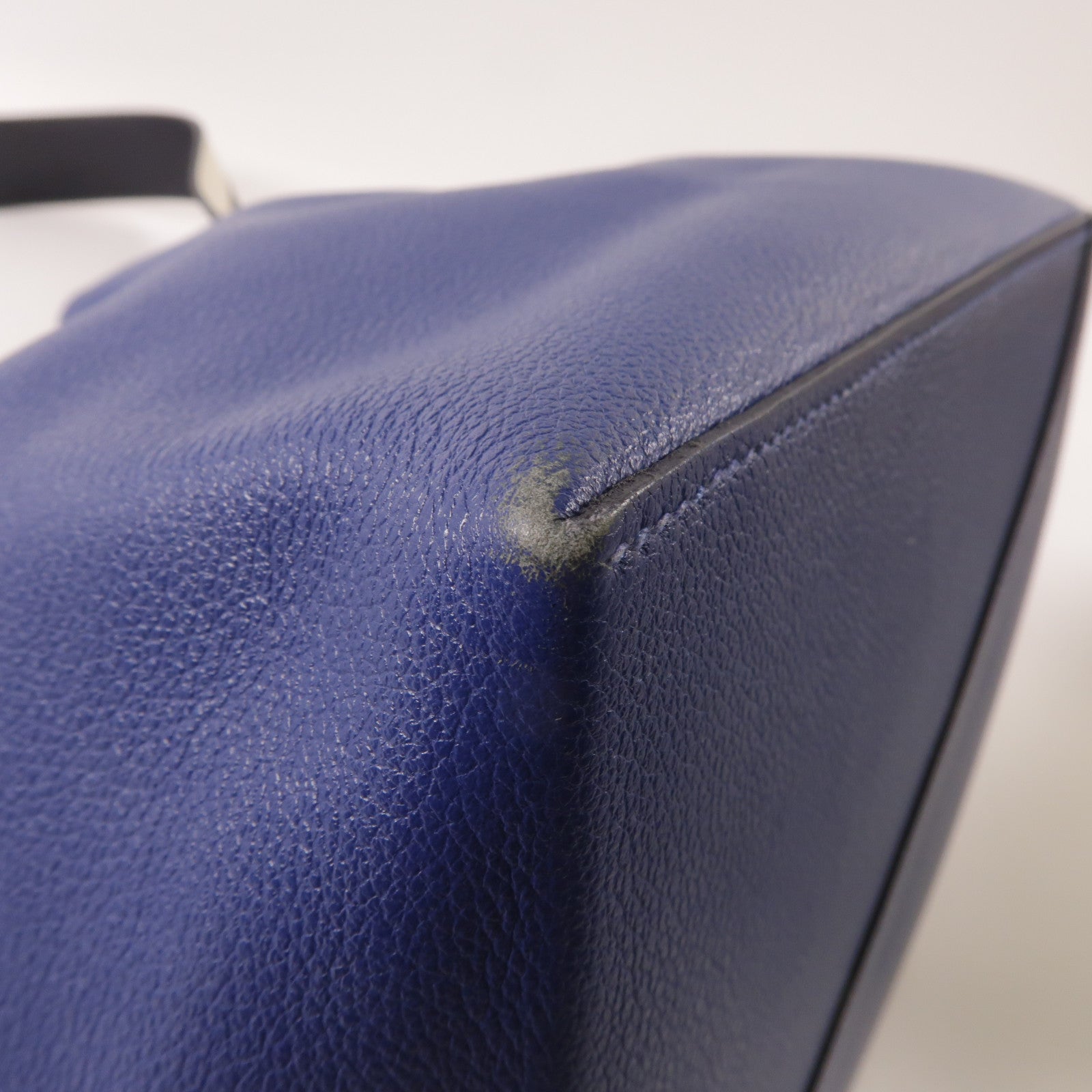 HERMES Evercolor皮革Licol 17銀扣肩背袋Bleu Brighton