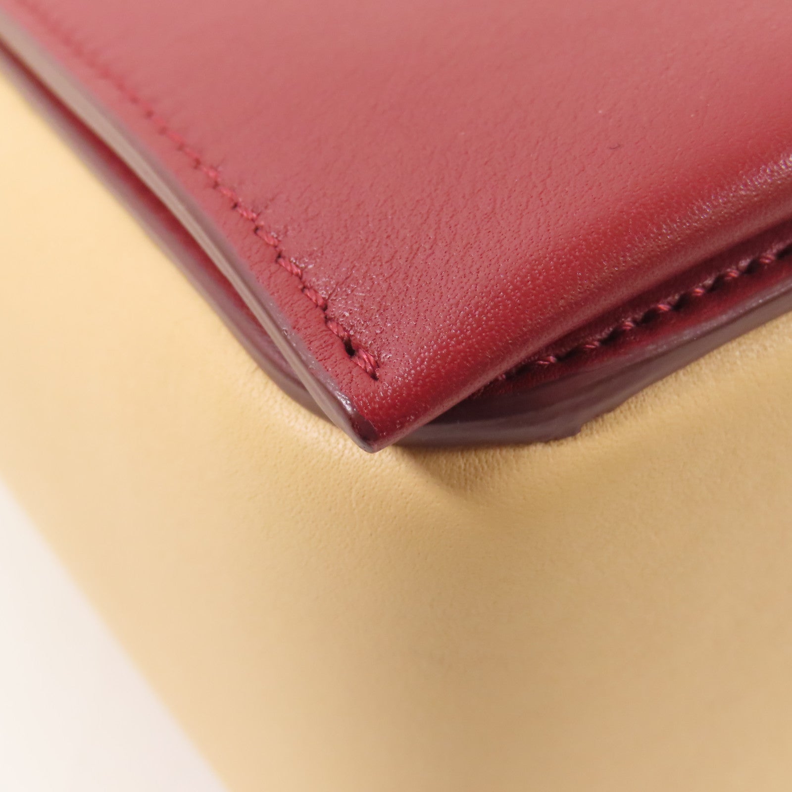 CELINE 羊皮皮革Shoulder Bag金扣肩背袋杏色/紅色