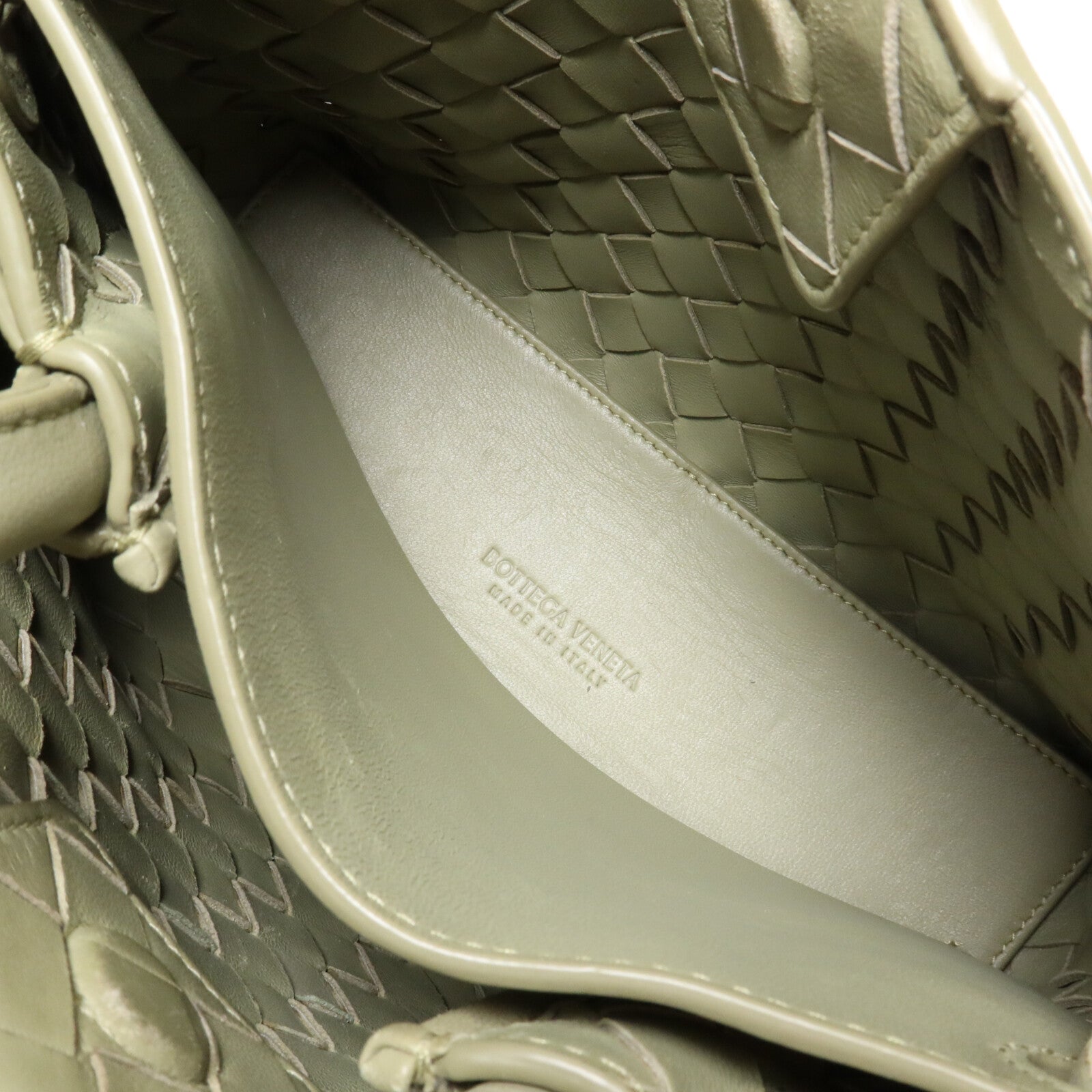 BOTTEGA VENETA 羊皮皮革Andiamo手挽肩背兩用袋