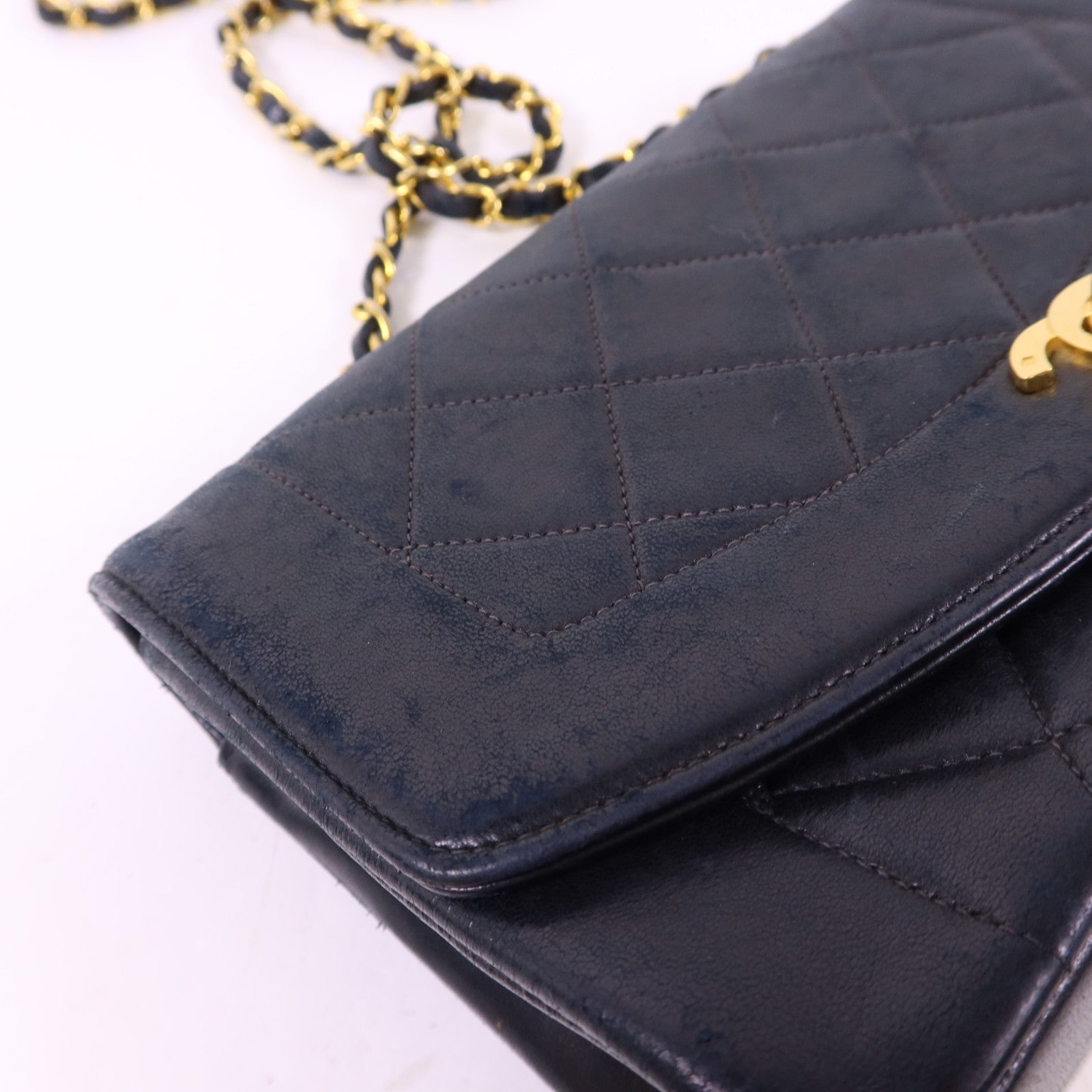 CHANEL 羊皮皮革Diana金扣鏈帶肩背袋
