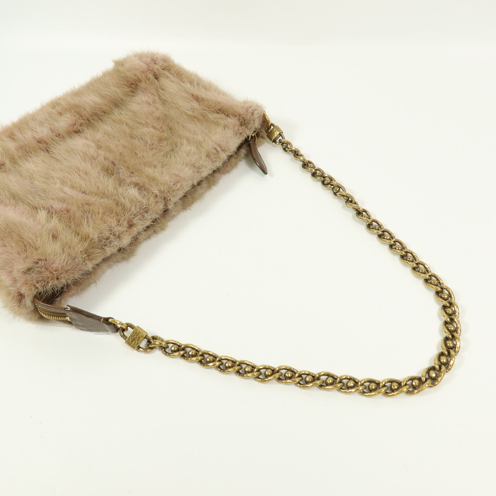 LOUIS VUITTON 水貂皮草Caresse Lockit Boudoir MM Real Mink Fur鏈帶肩背袋