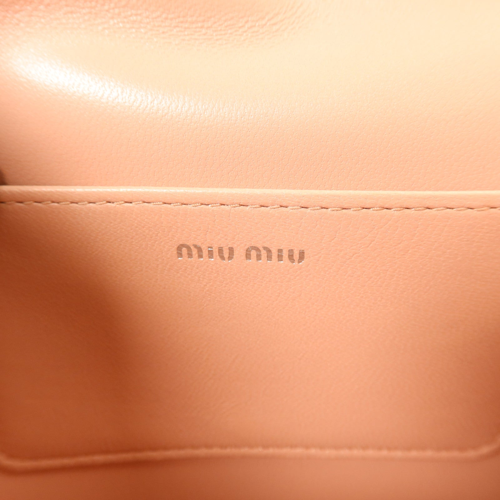 Miu Miu 羊皮皮革Mateiasse Delice銀扣鏈帶肩背袋