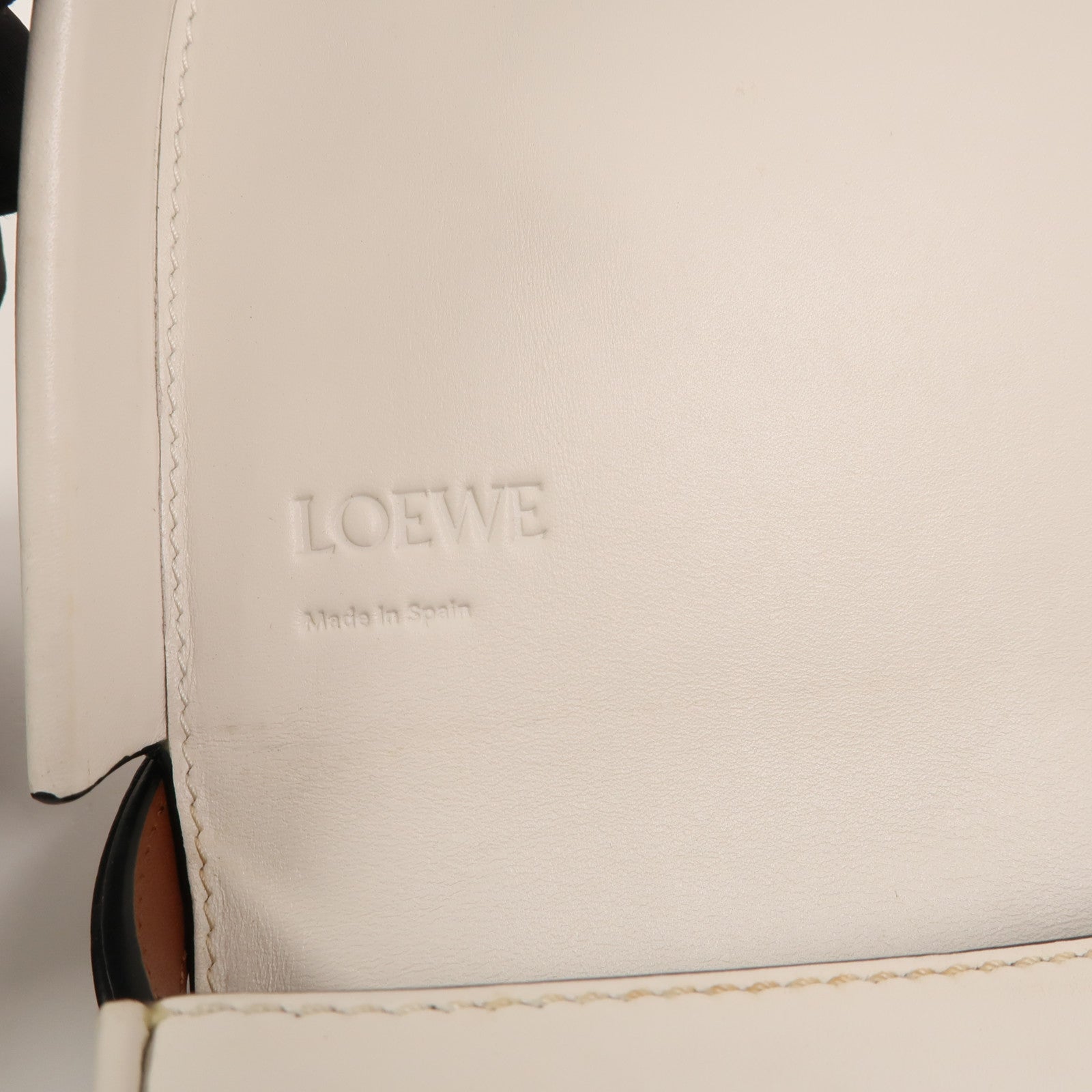 LOEWE 牛皮皮革Heel Duo肩背袋