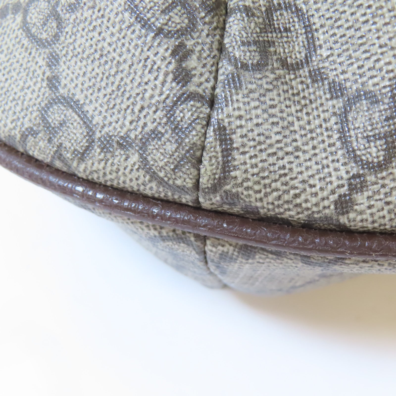 GUCCI 塗層帆布Ophidia金扣肩背袋啡色