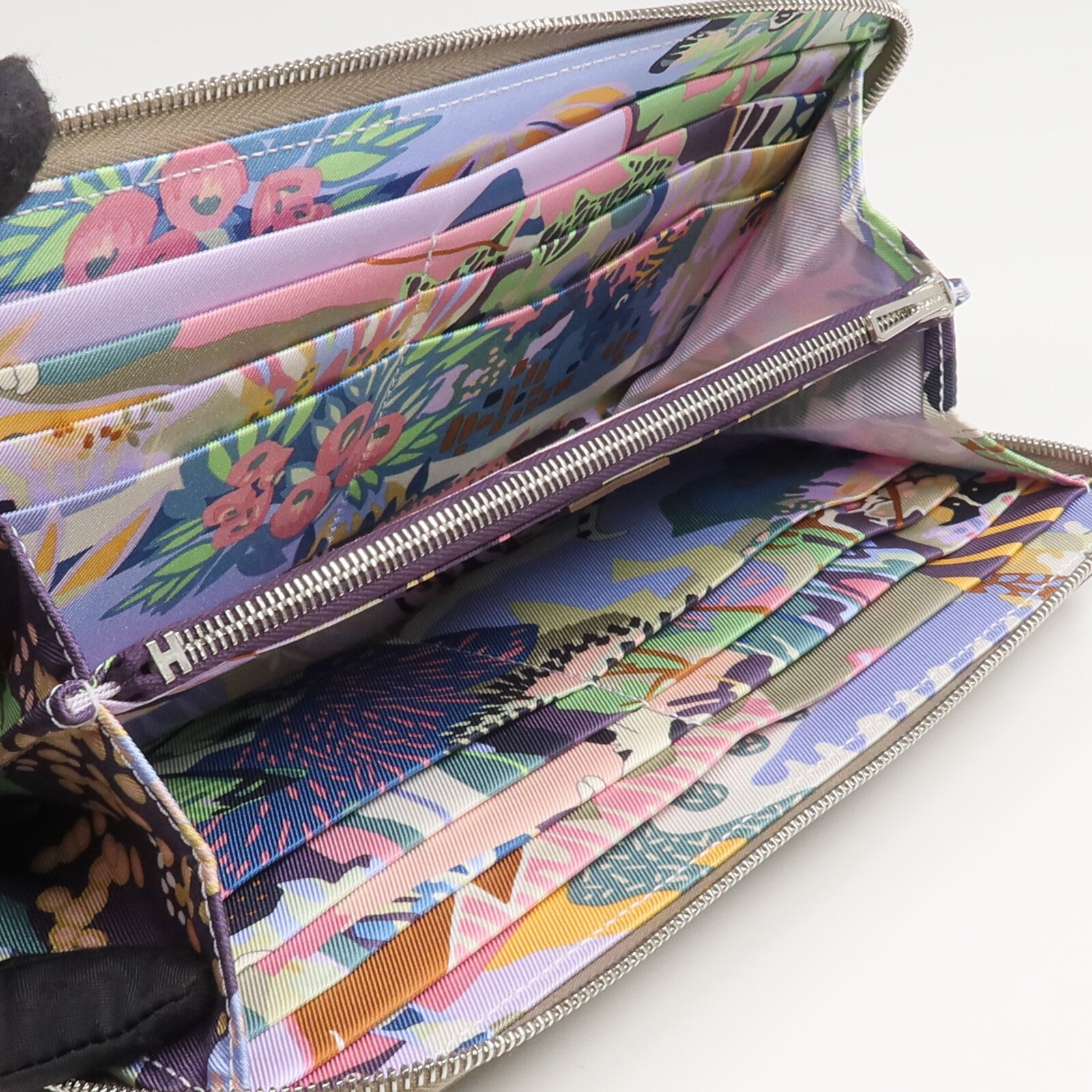 HERMES Epsom皮革Silk'In Long Wallet長錢包Etoupe