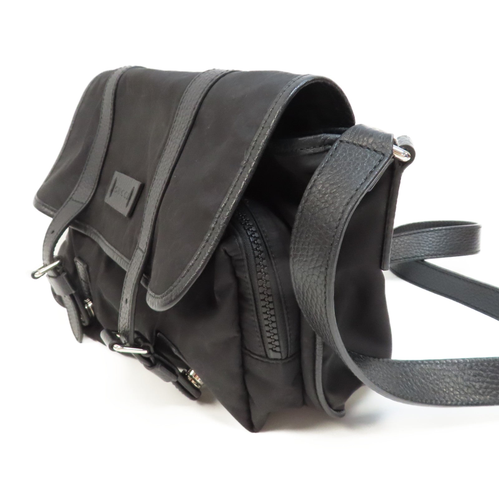 GUCCI 尼龍Shoulder Bag銀扣肩背袋黑色