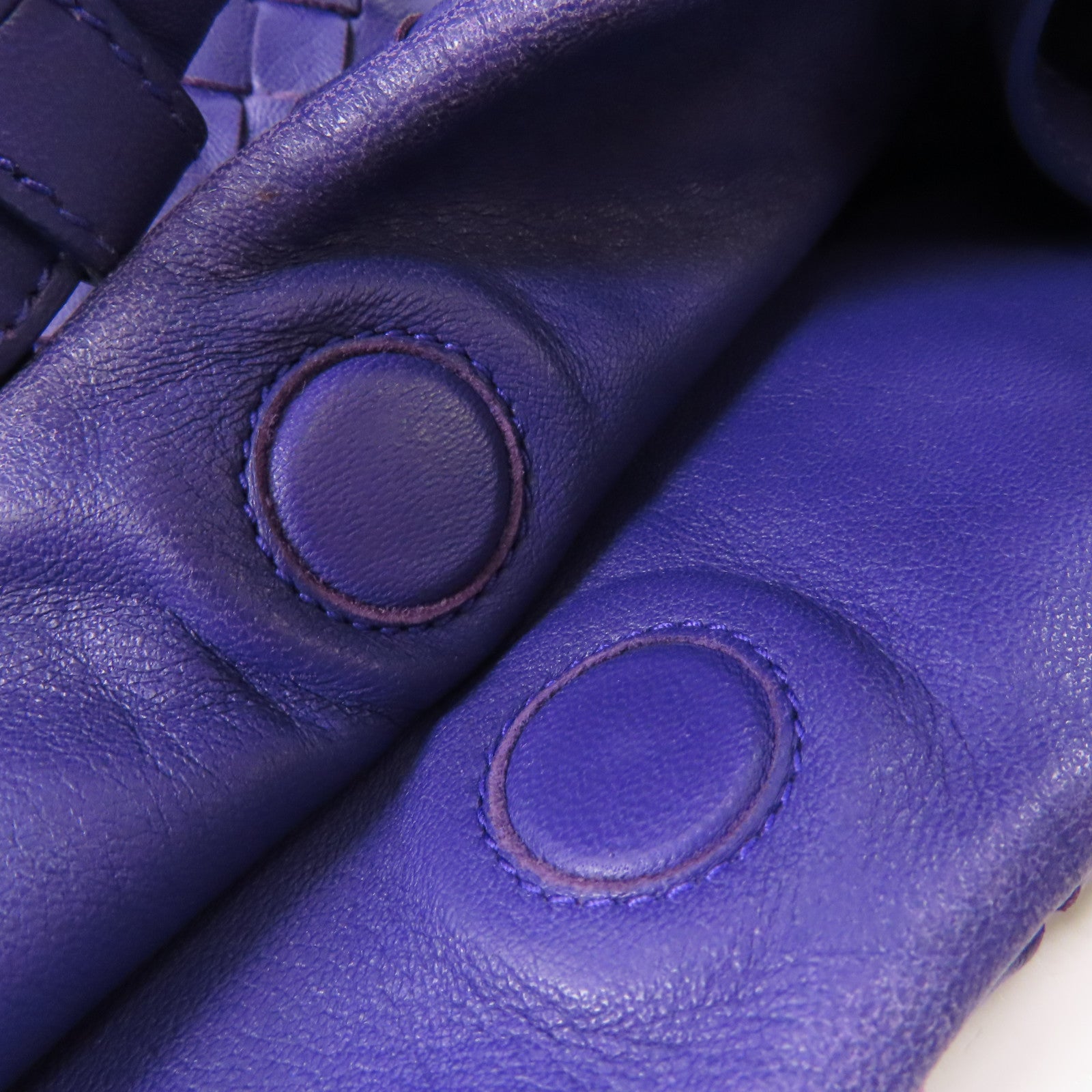 BOTTEGA VENETA 羊皮皮革Veneta肩背袋