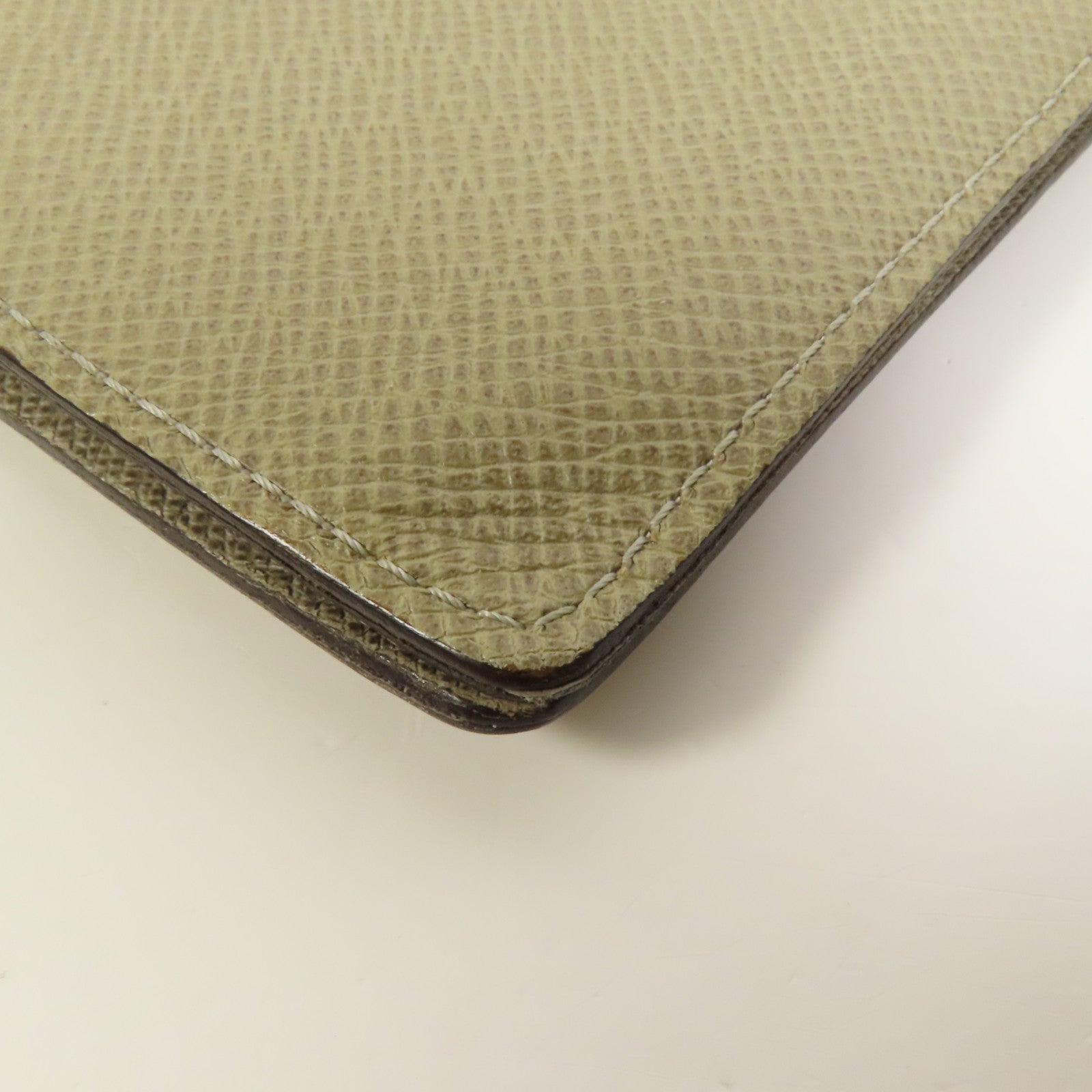 LOUIS VUITTON Taiga Long Wallet長錢包